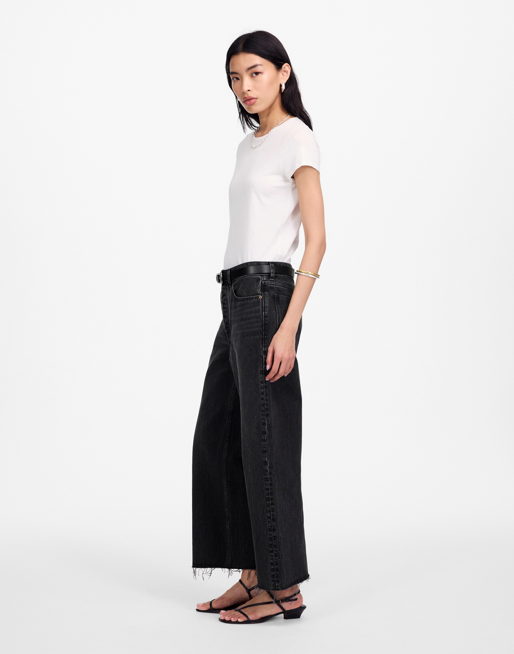 Low-Slung Baggy Crop