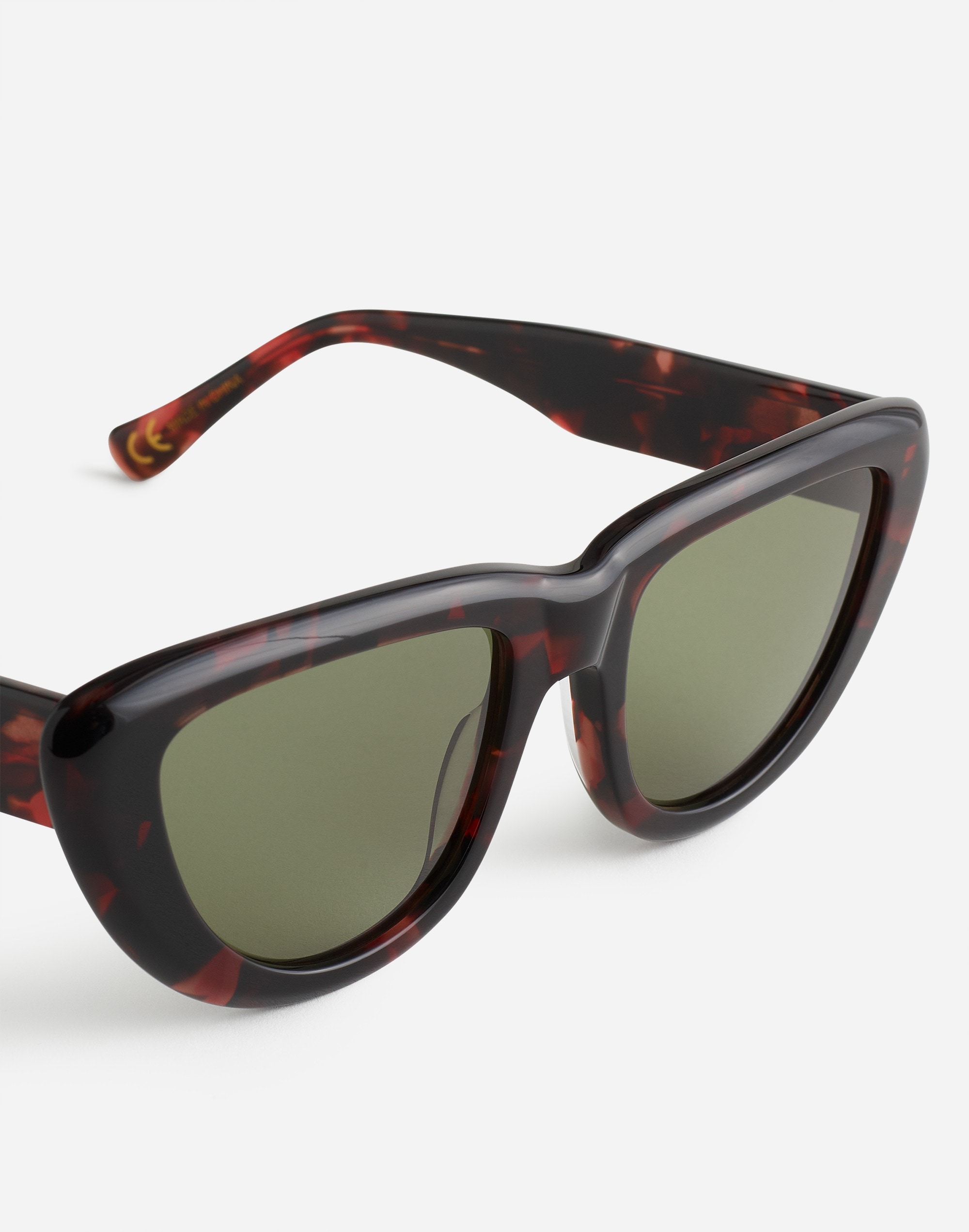 Oversized Angular Sunglasses