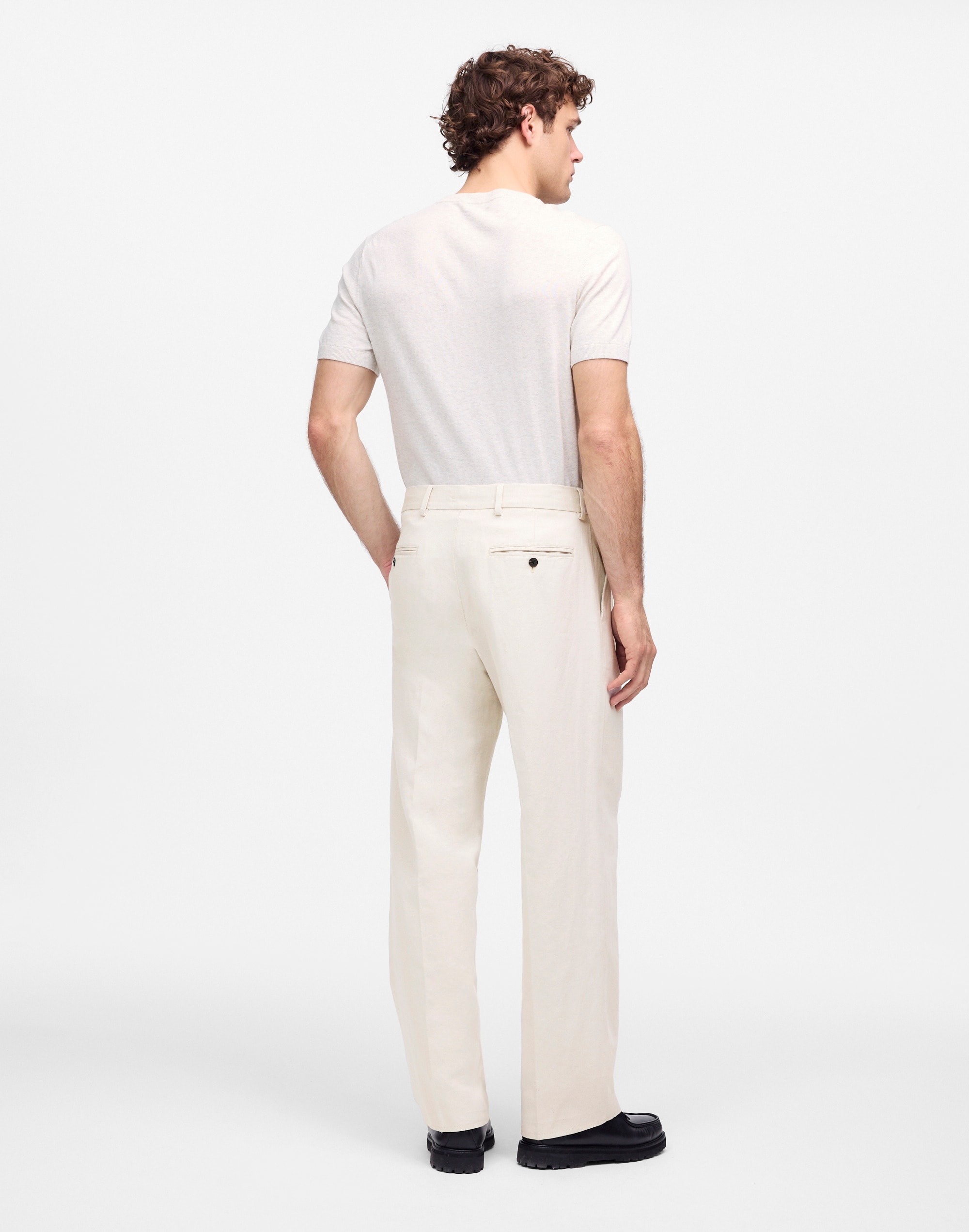 Double-Pleated Trouser in Cotton-Linen Blend
