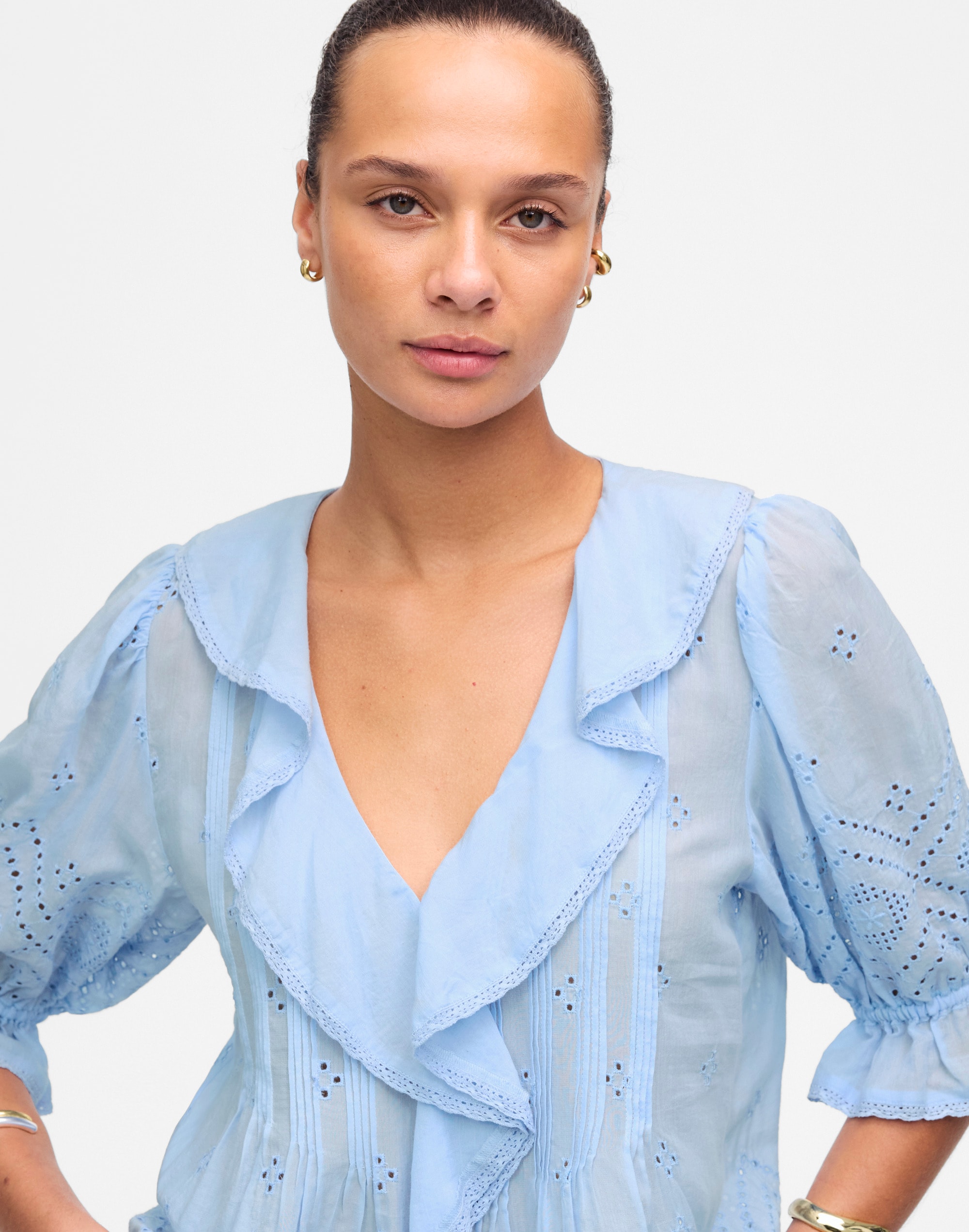 ruffled puff-sleeve top