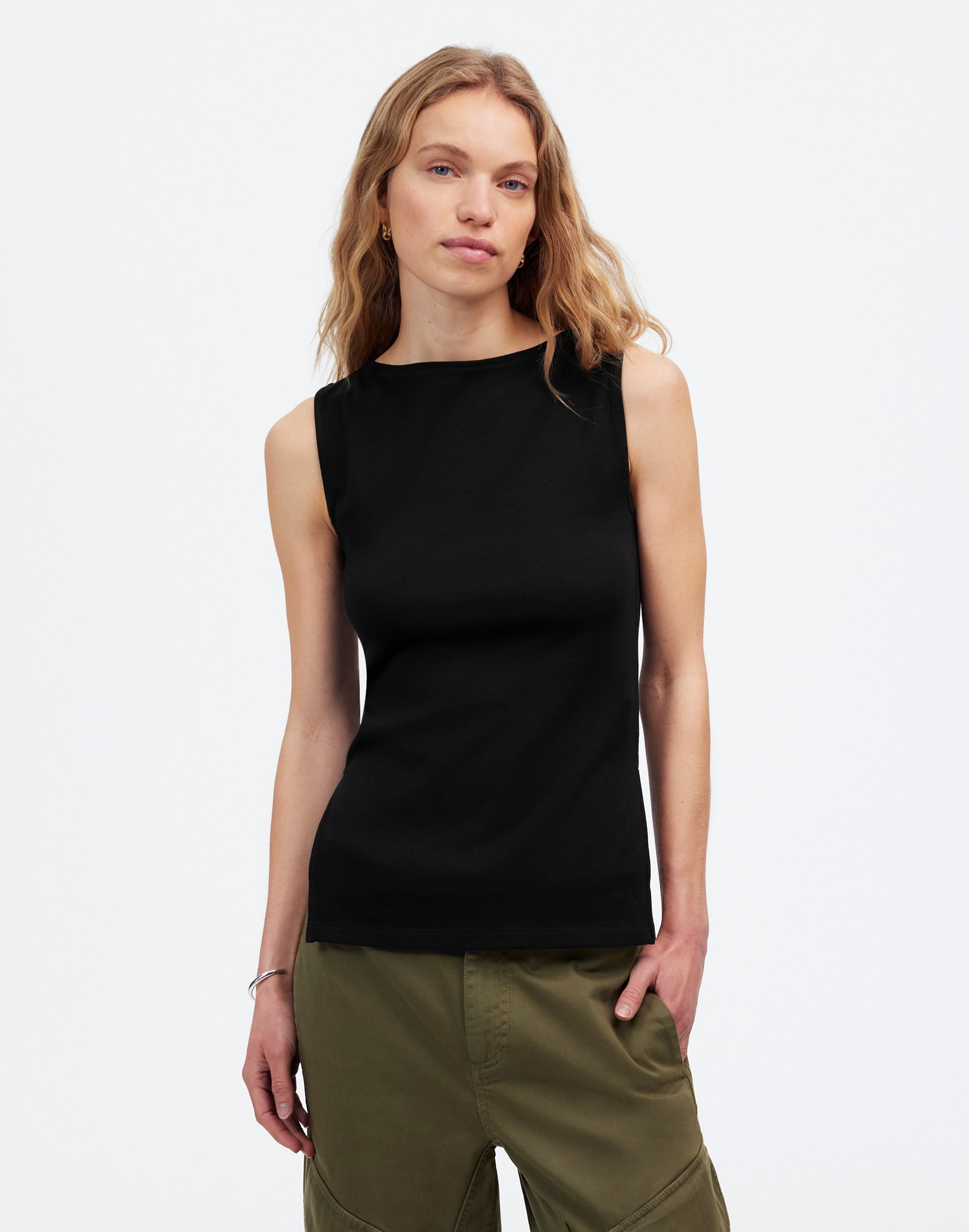 Sleeveless Boatneck Side Slit Tee