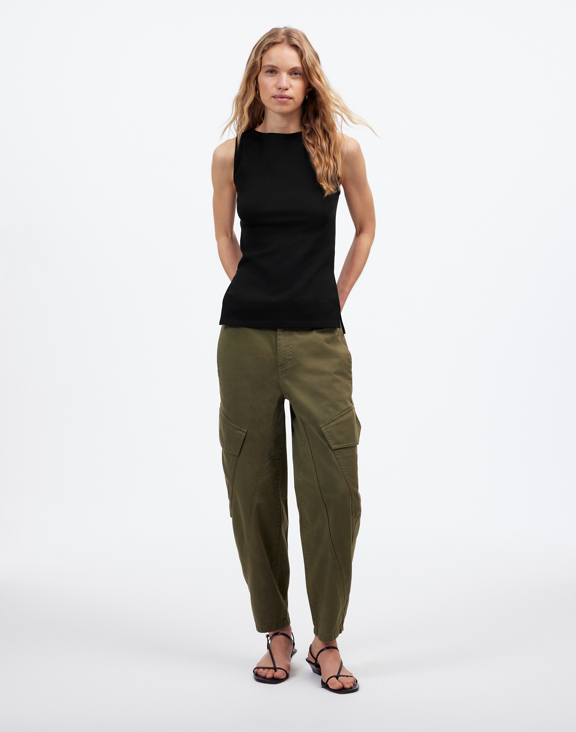 Sleeveless Boatneck Side Slit Tee