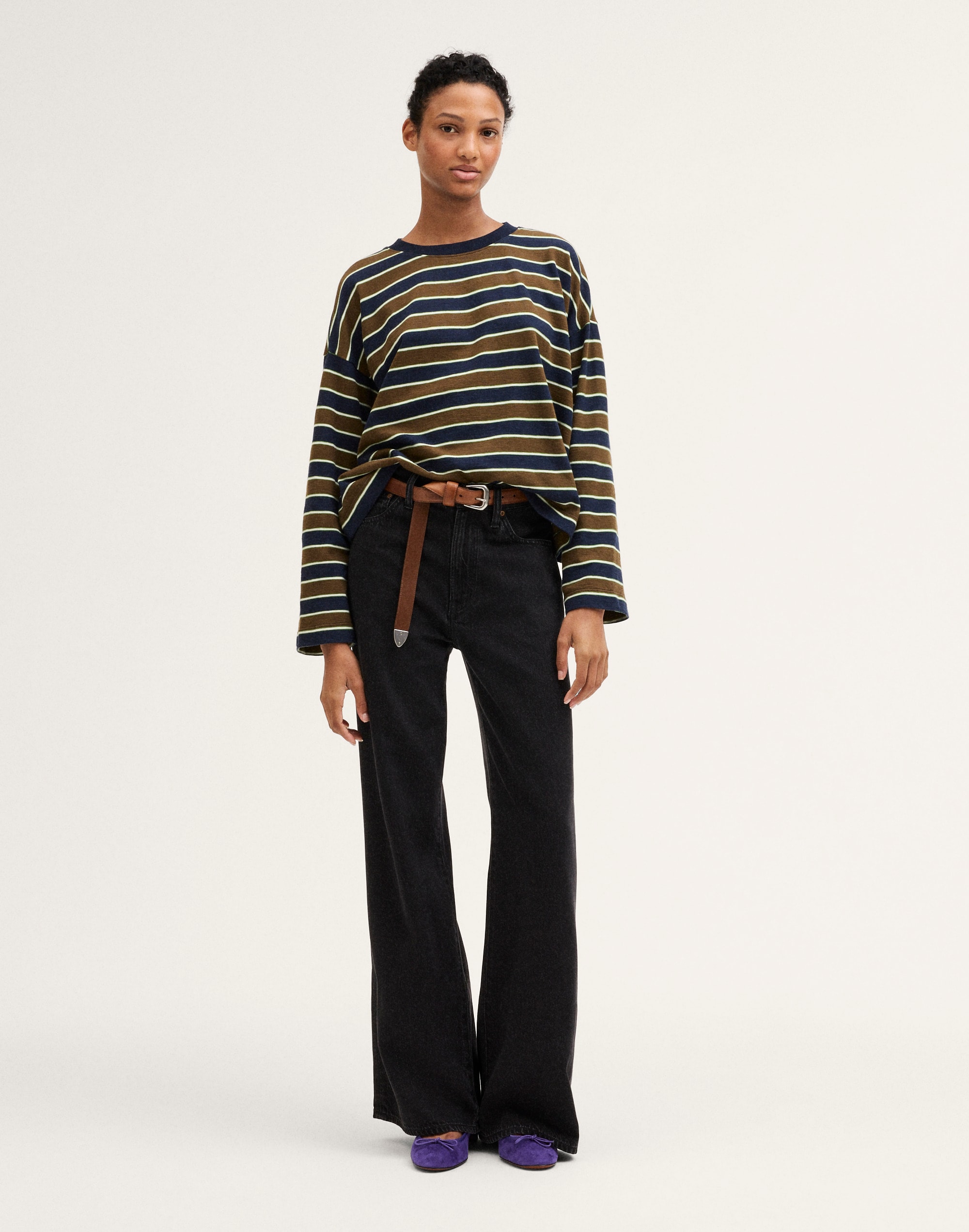 Easy Crewneck Long-Sleeve Tee in Sunday Slub