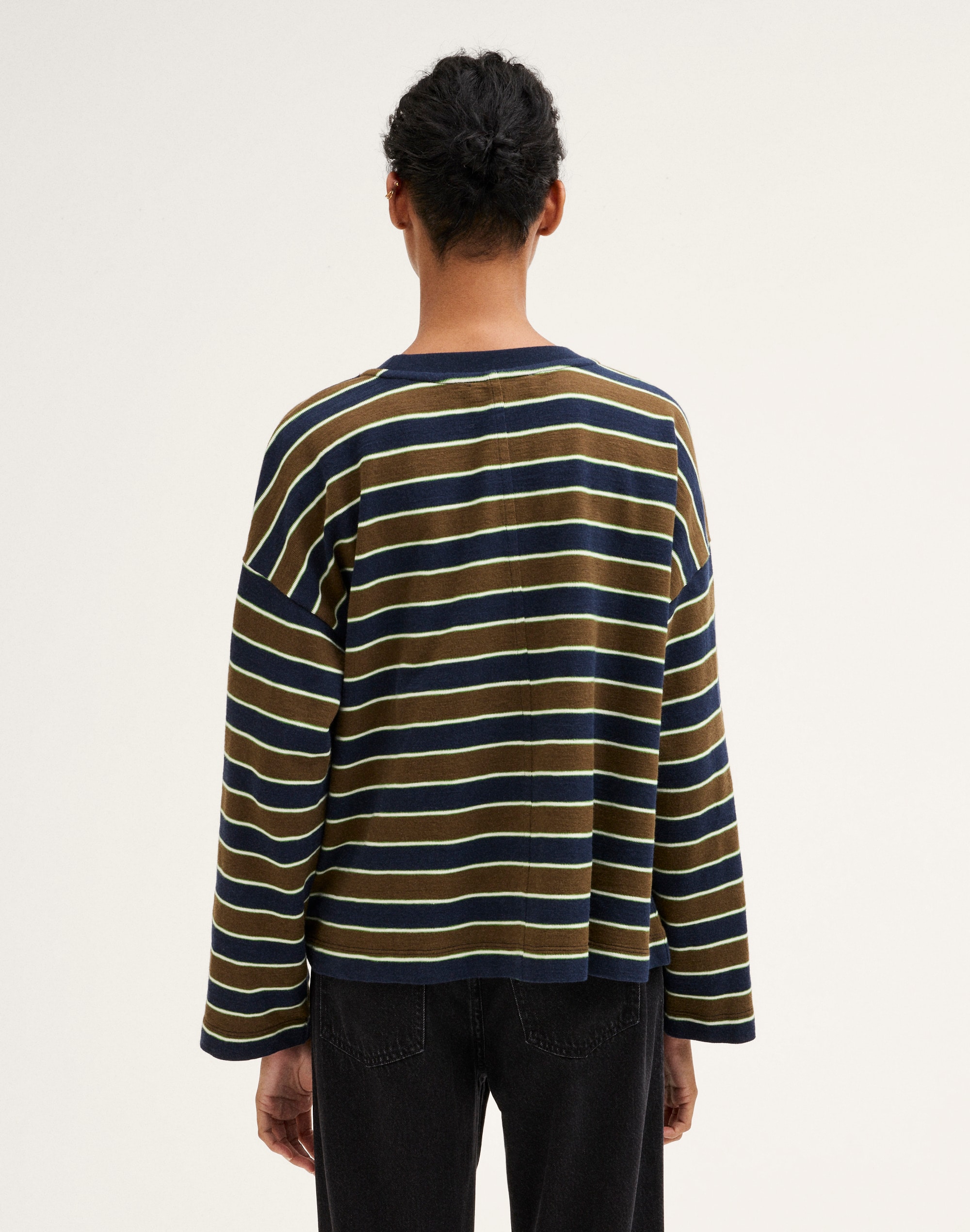 Easy Crewneck Long-Sleeve Tee in Sunday Slub