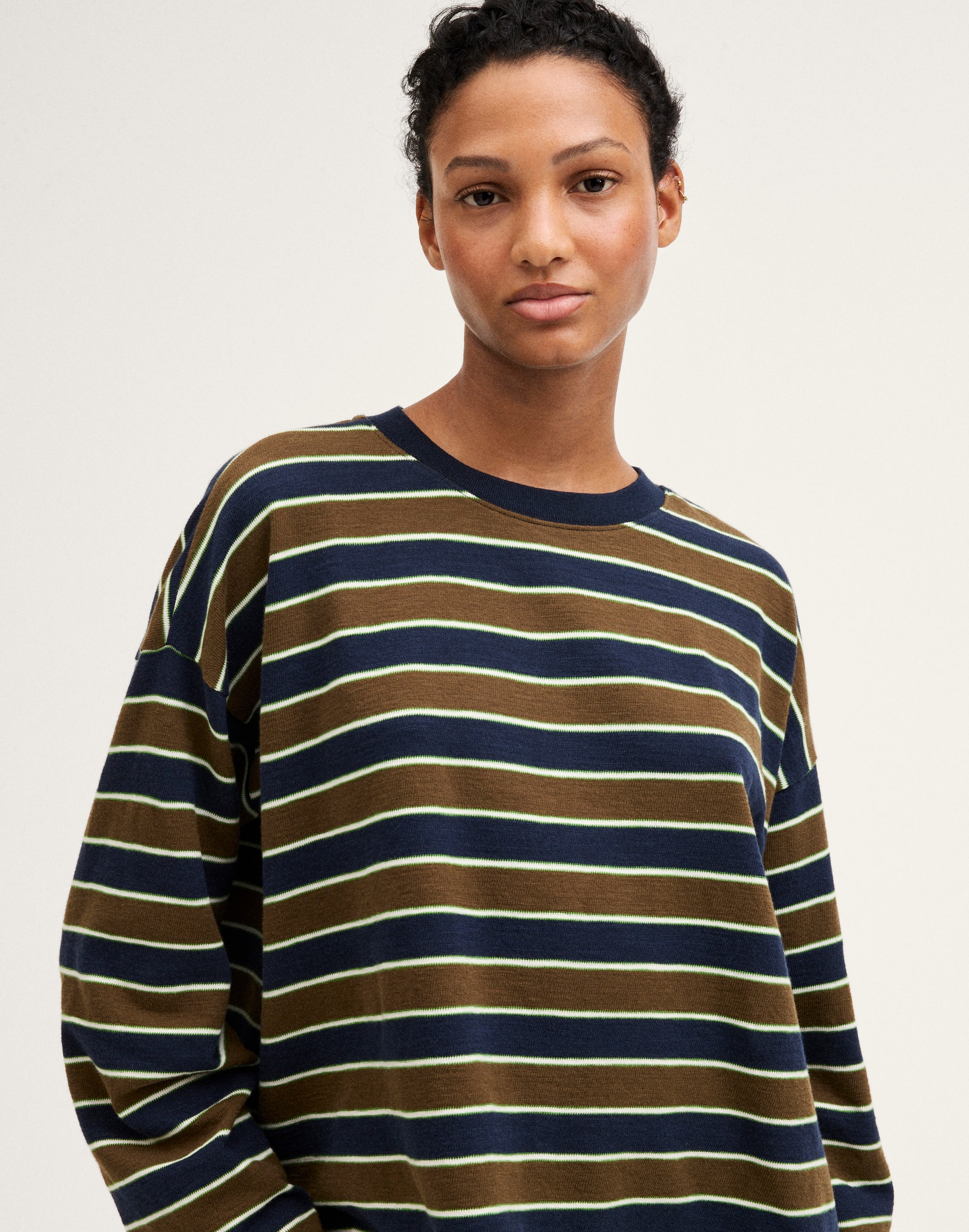 Easy Crewneck Long-Sleeve Tee in Sunday Slub