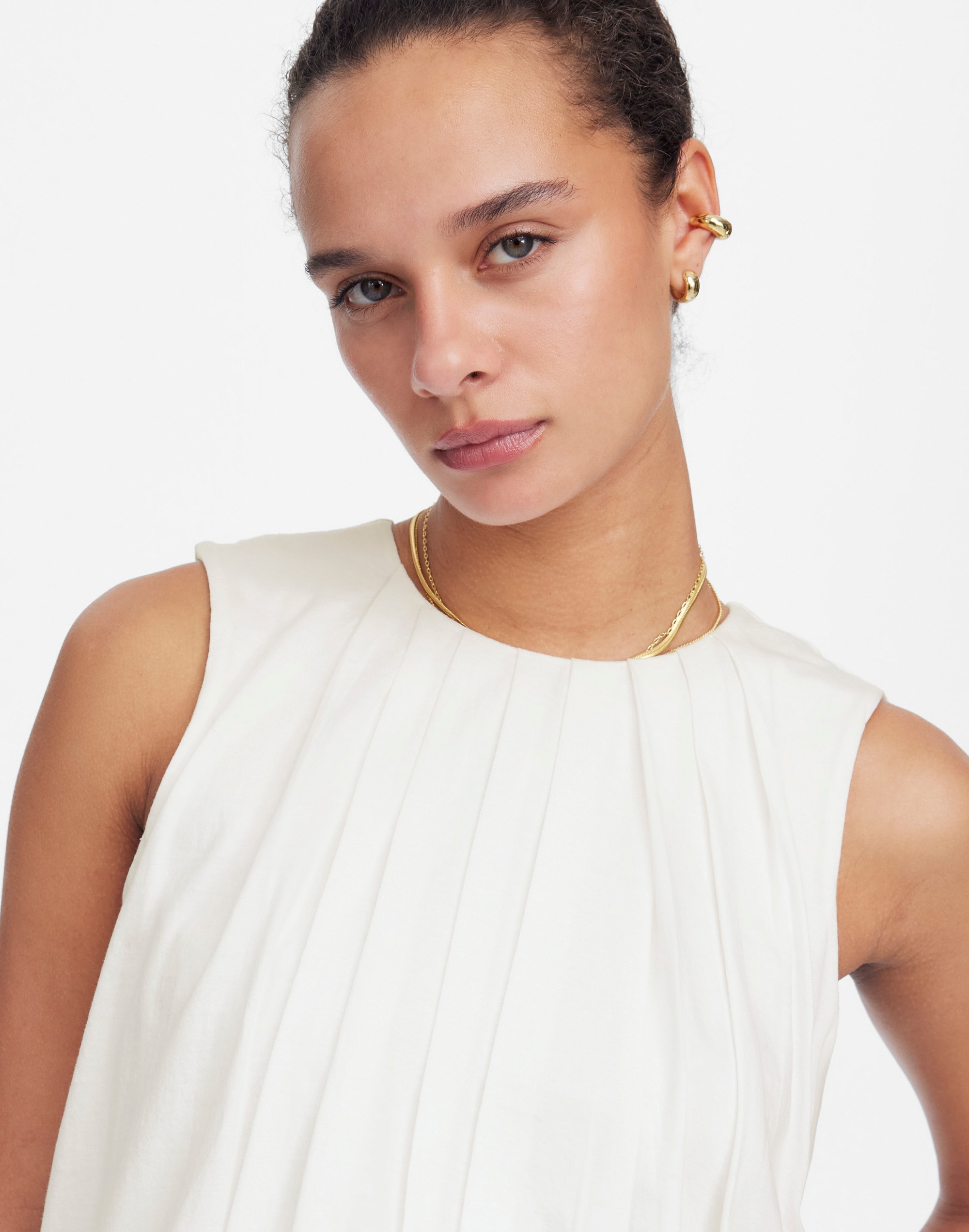 Sleeveless Crewneck Bubble Top