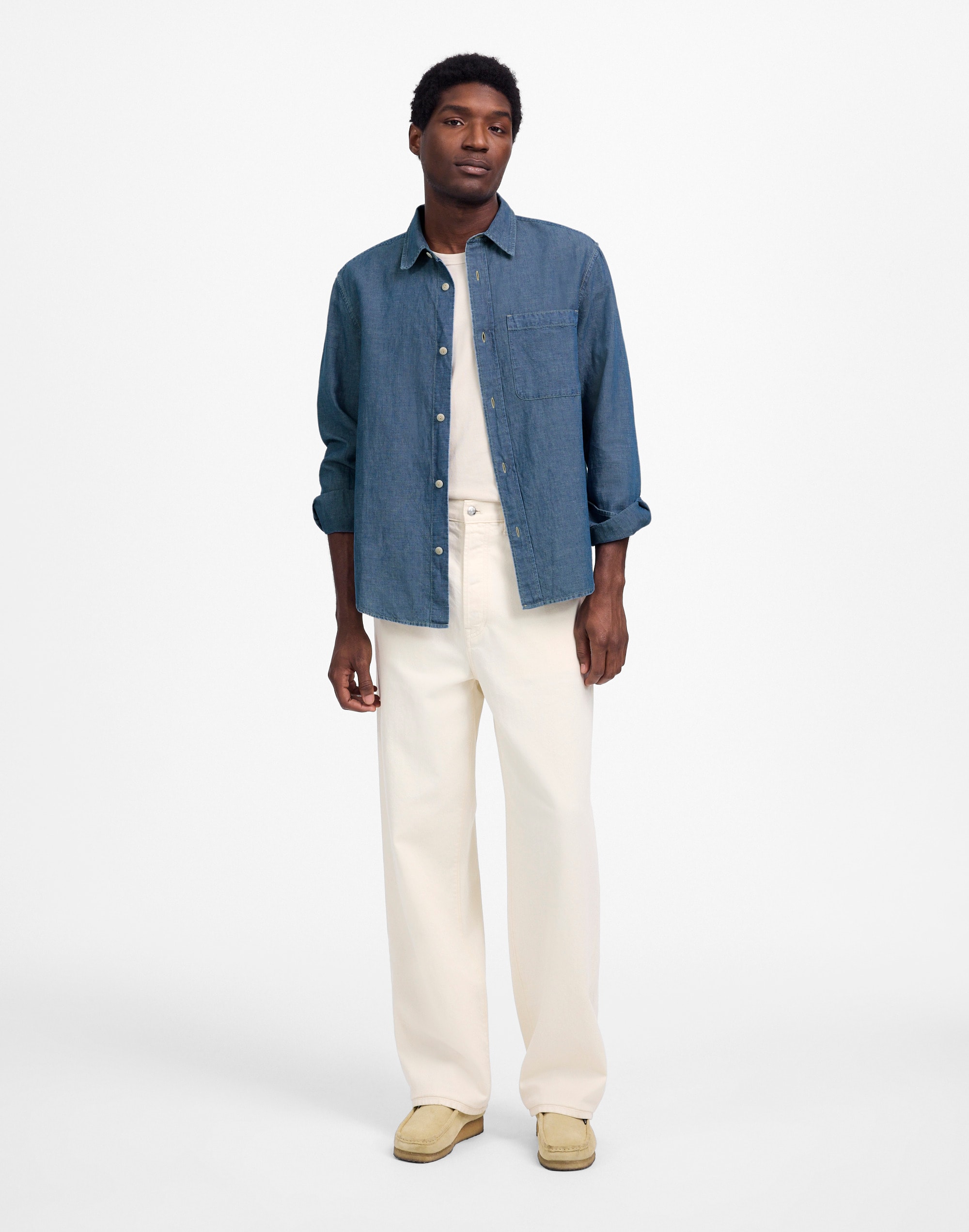 Chambray Button-Up Shirt in Cotton-Linen Blend