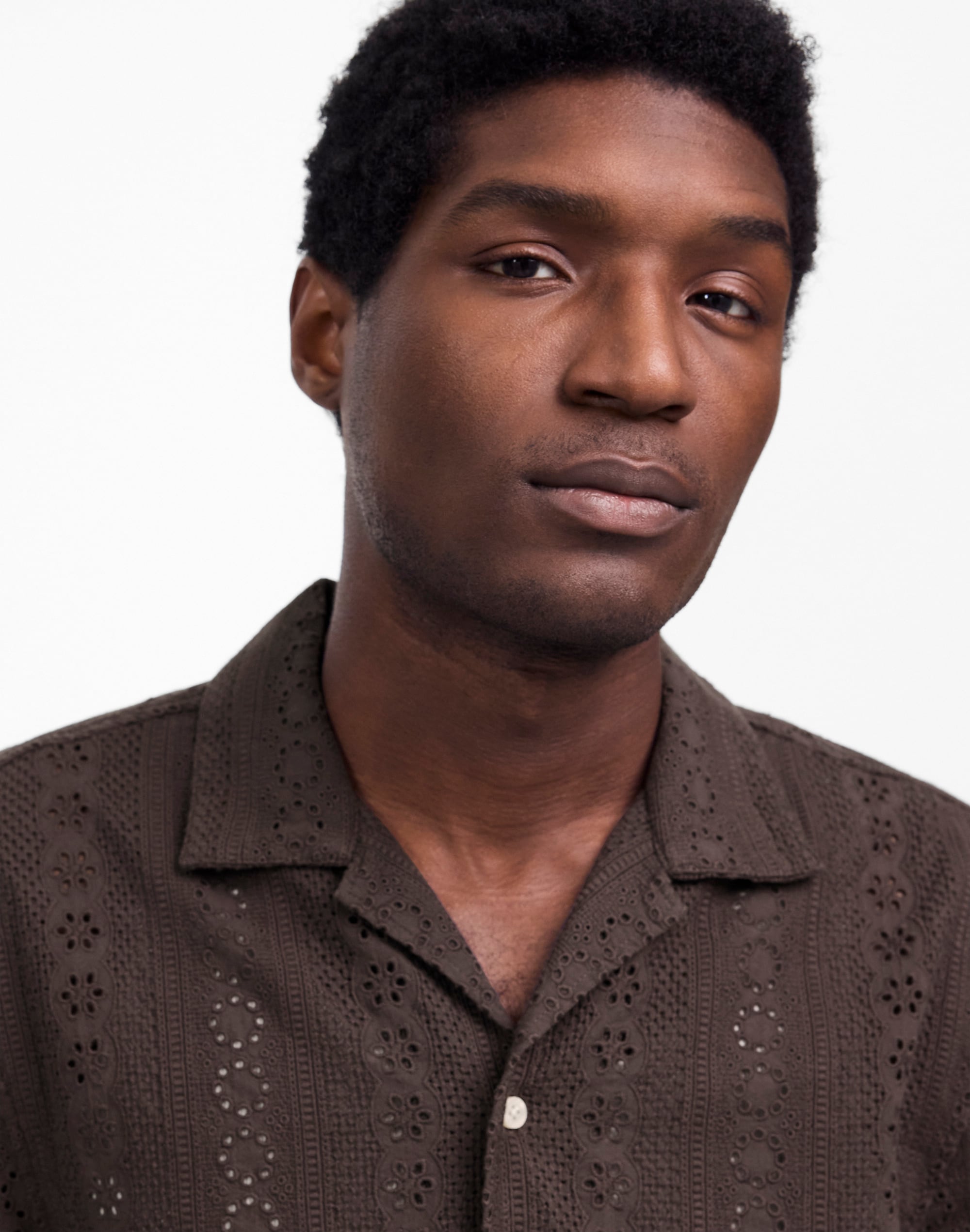 Camp-Collar Short-Sleeve Shirt in Embroidered Cotton