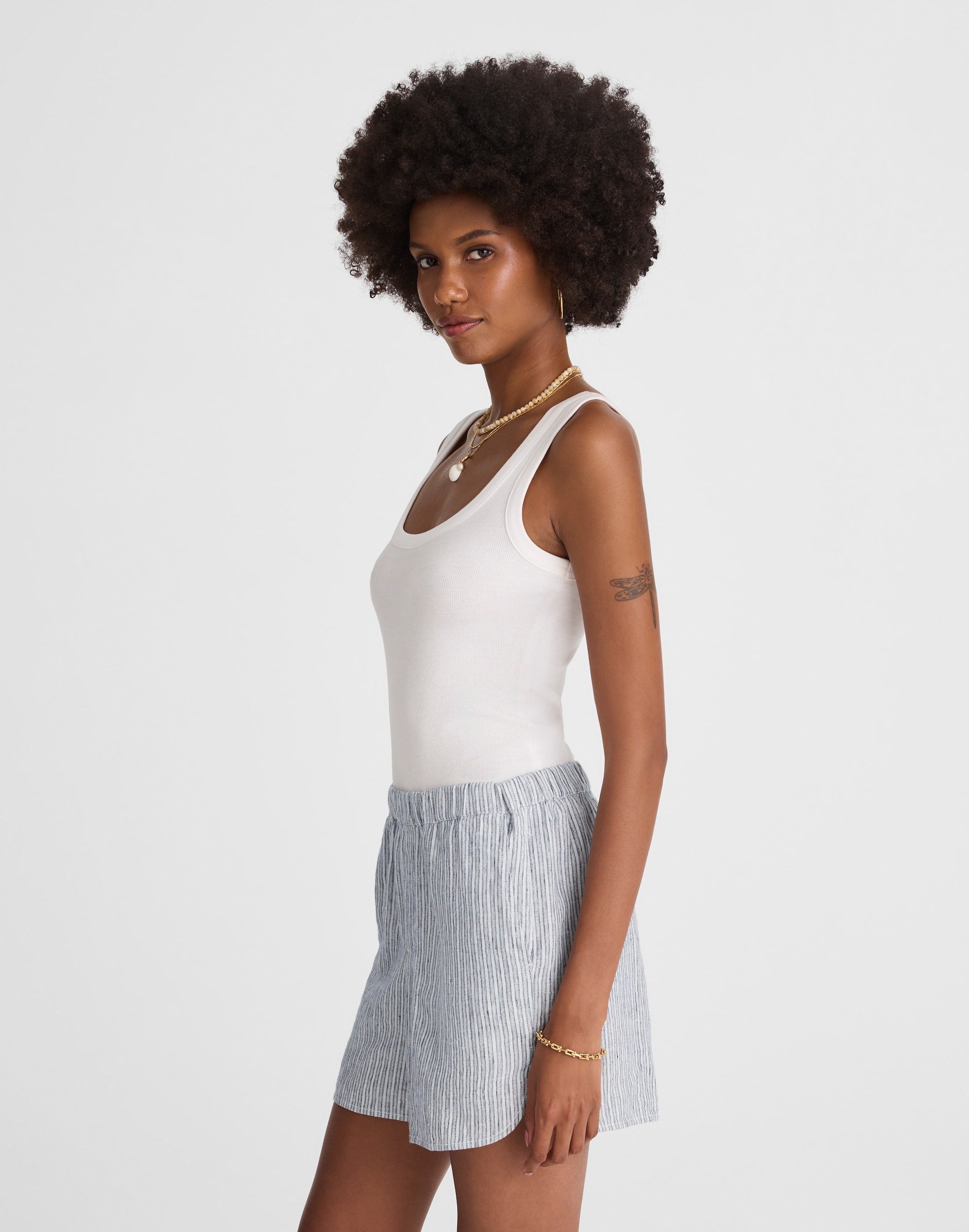Curved Hem Pull-On Shorts in 100% Linen
