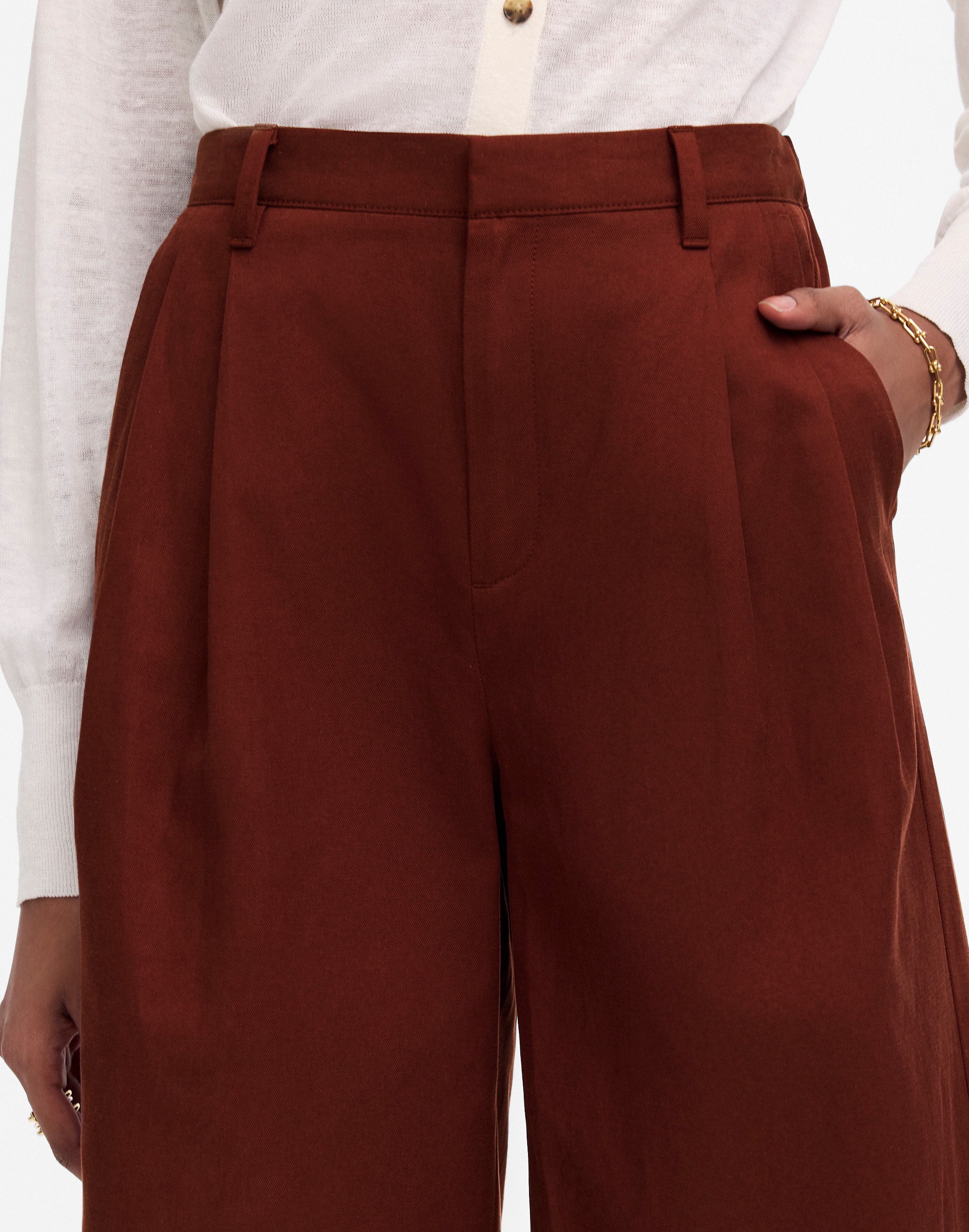 Relaxed Pleated Trouser Shorts in Drapey Twill