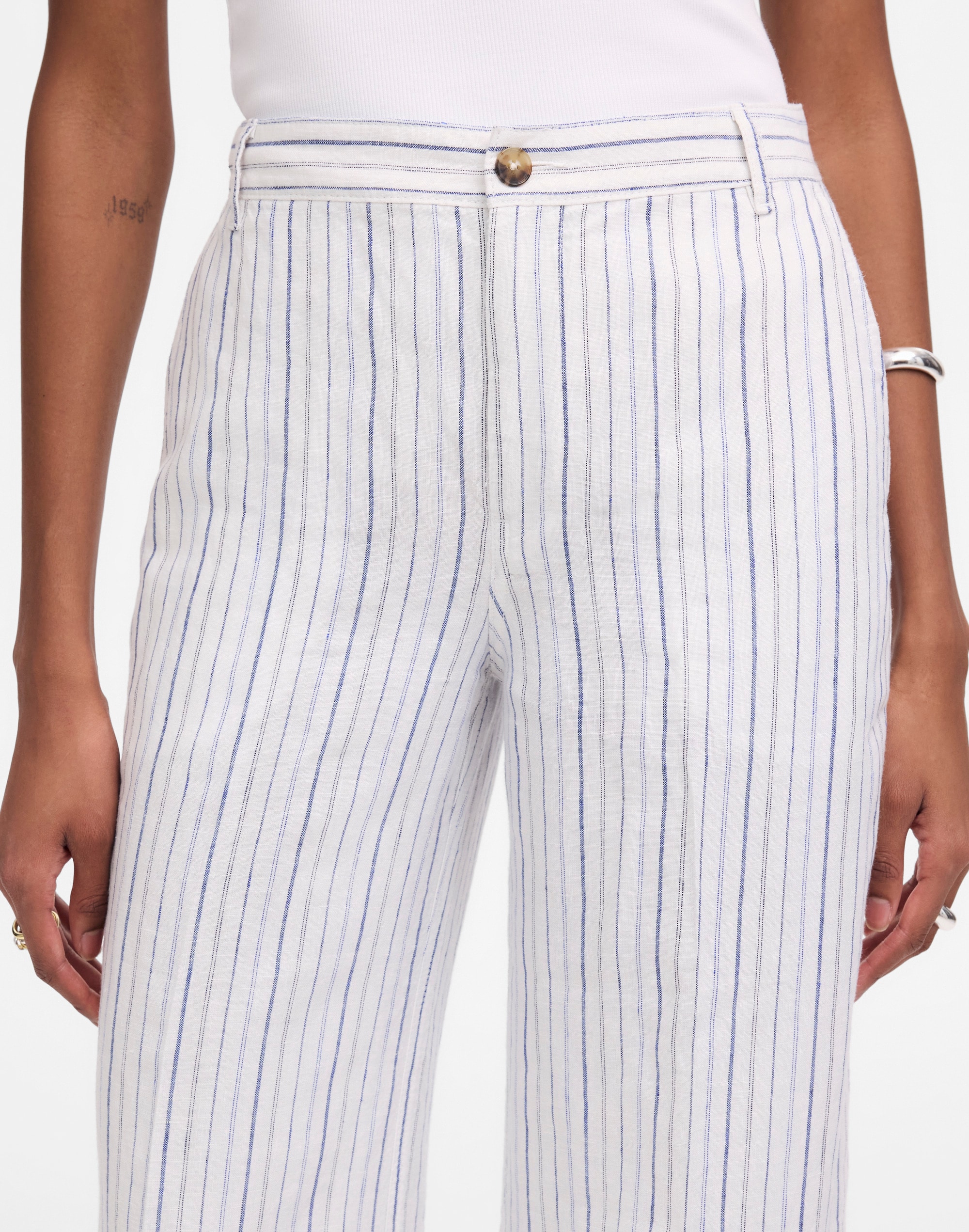 The Zoe Relaxed Wide Pant in 100% Linen