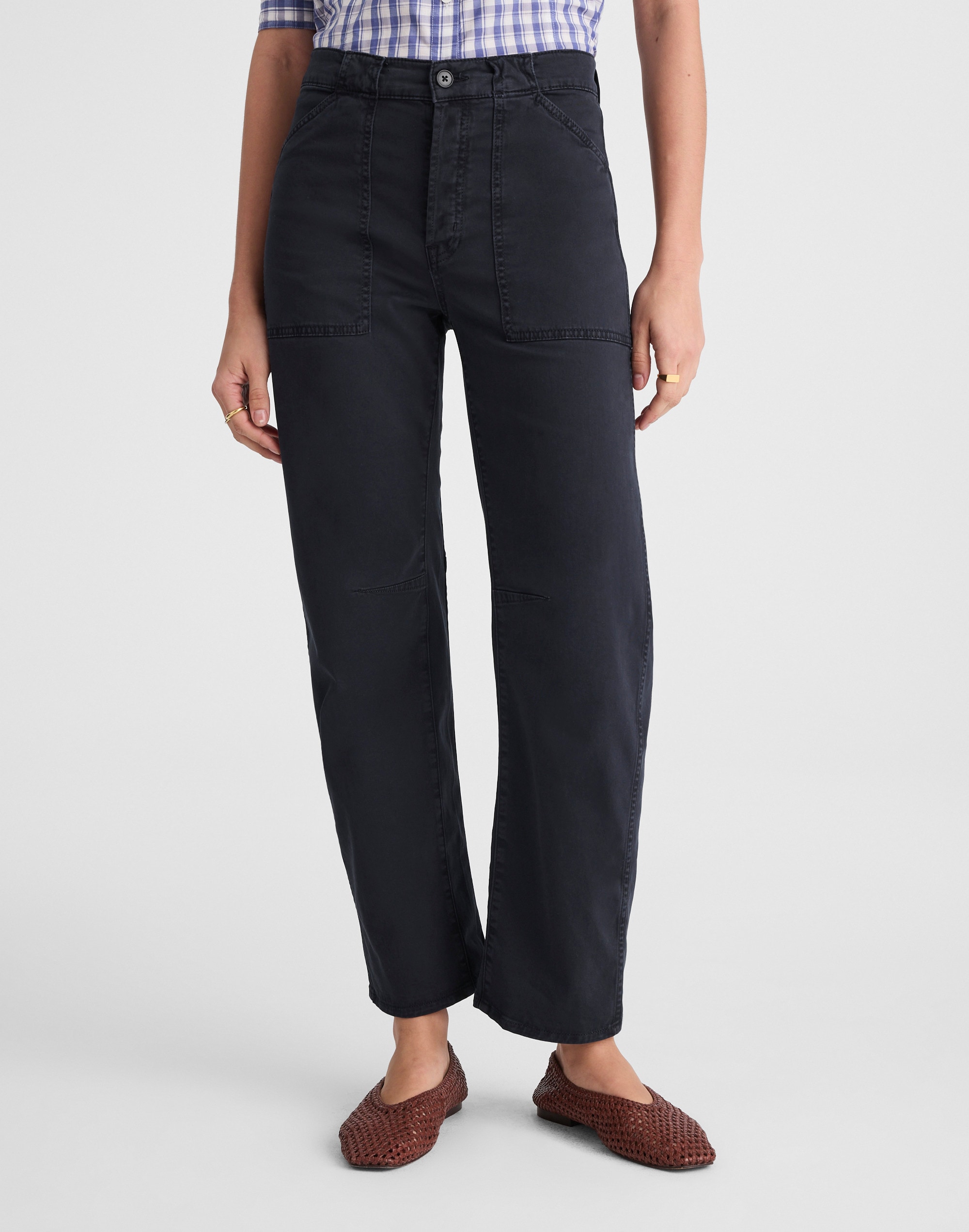 The Petite Darted Barrel-Leg Utility Pant