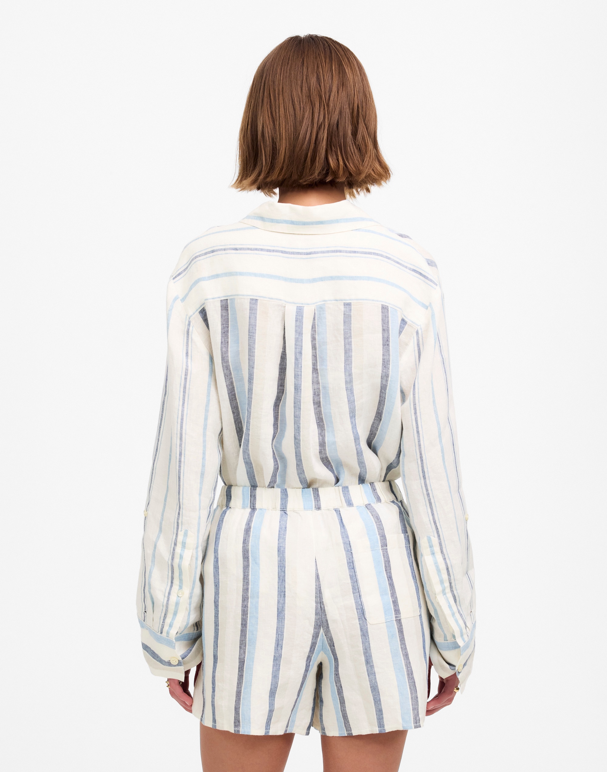 Curved Hem Pull-On Shorts in 100% Linen