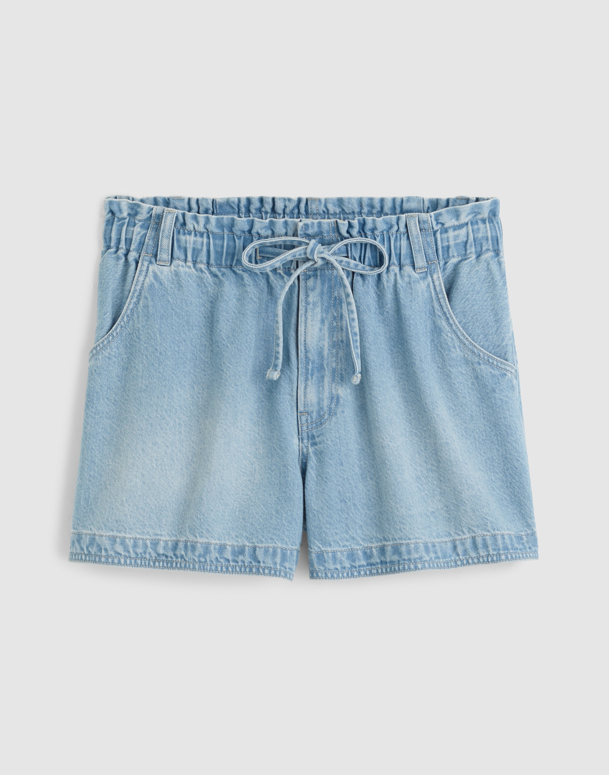 Tie-Waist Denim Shorts in Kelleyville Wash Alternate Image 6