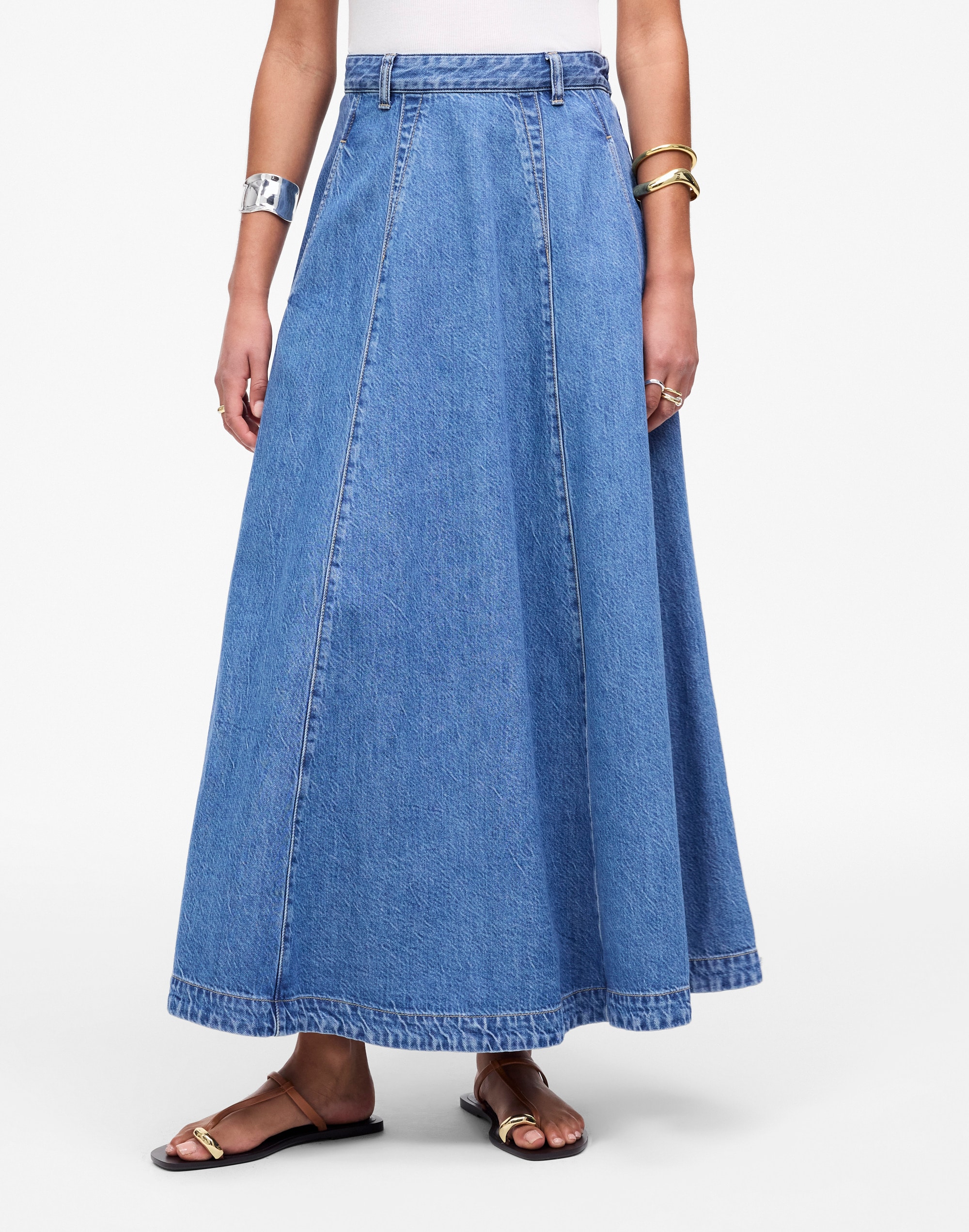 Midi Skirt in Robertson Wash: Airy Denim Edition Alternate Image 1