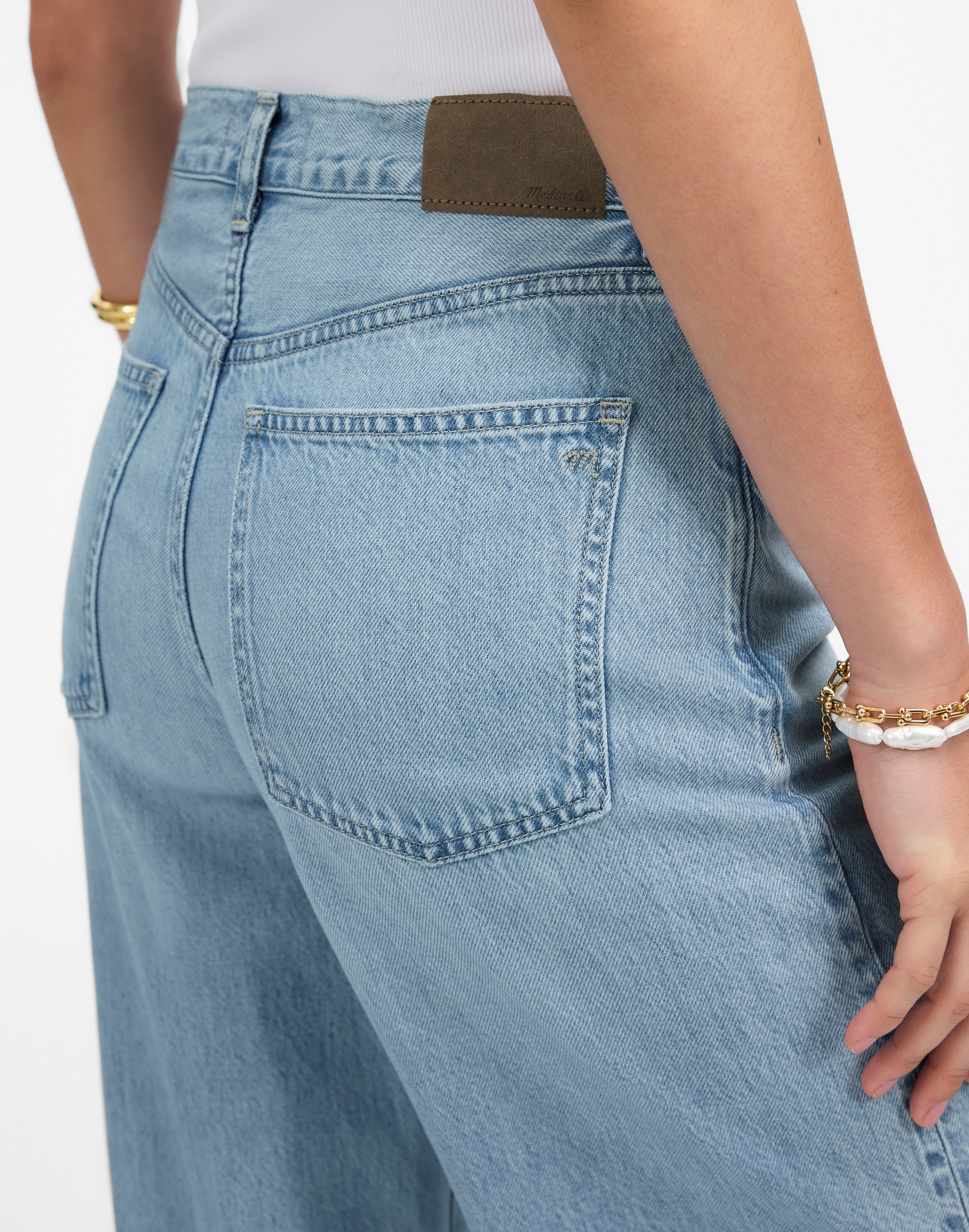 Superwide-Leg Jeans: Airy Denim Edition