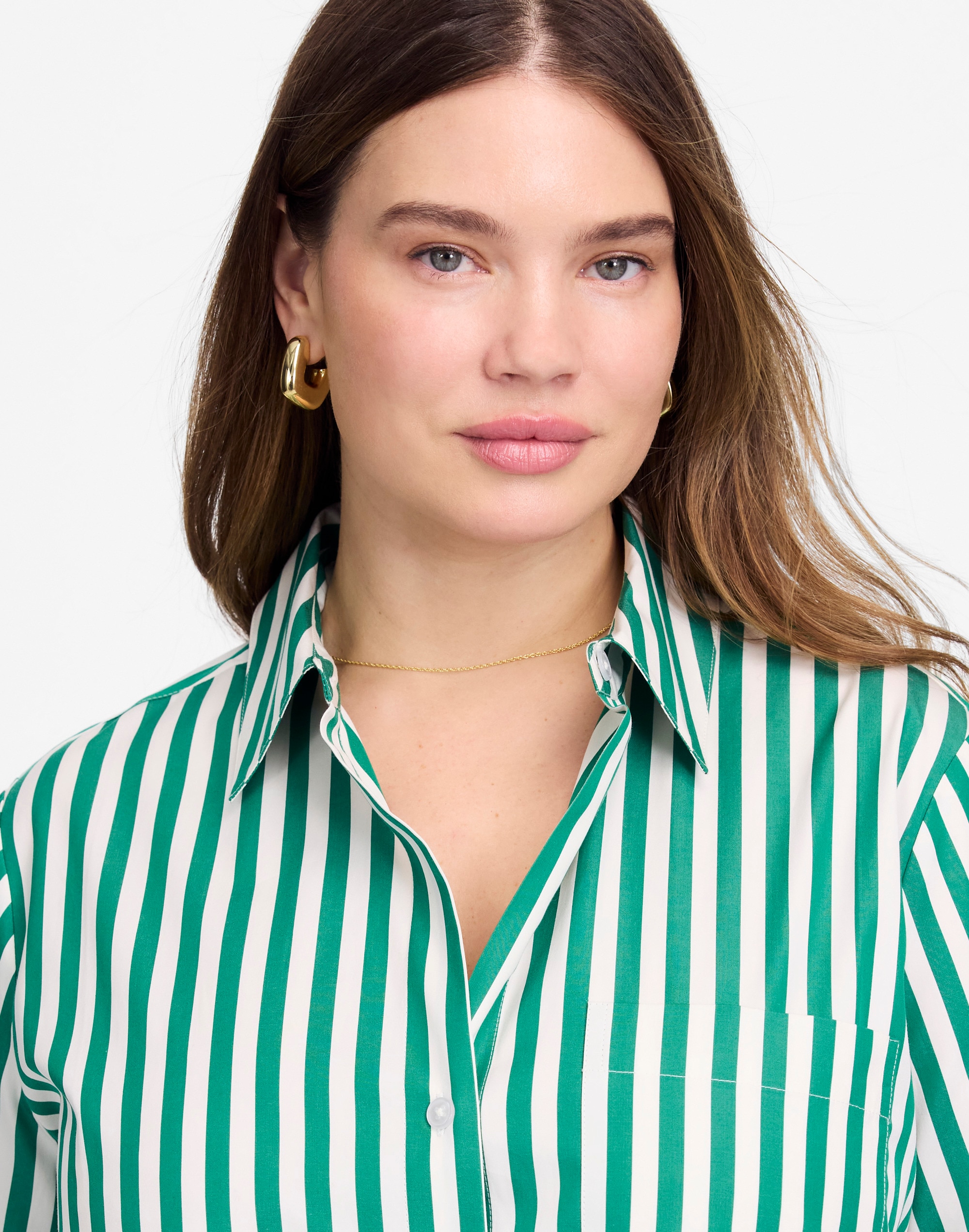 Plus Poplin Easy Y-Neck Button-Up Shirt