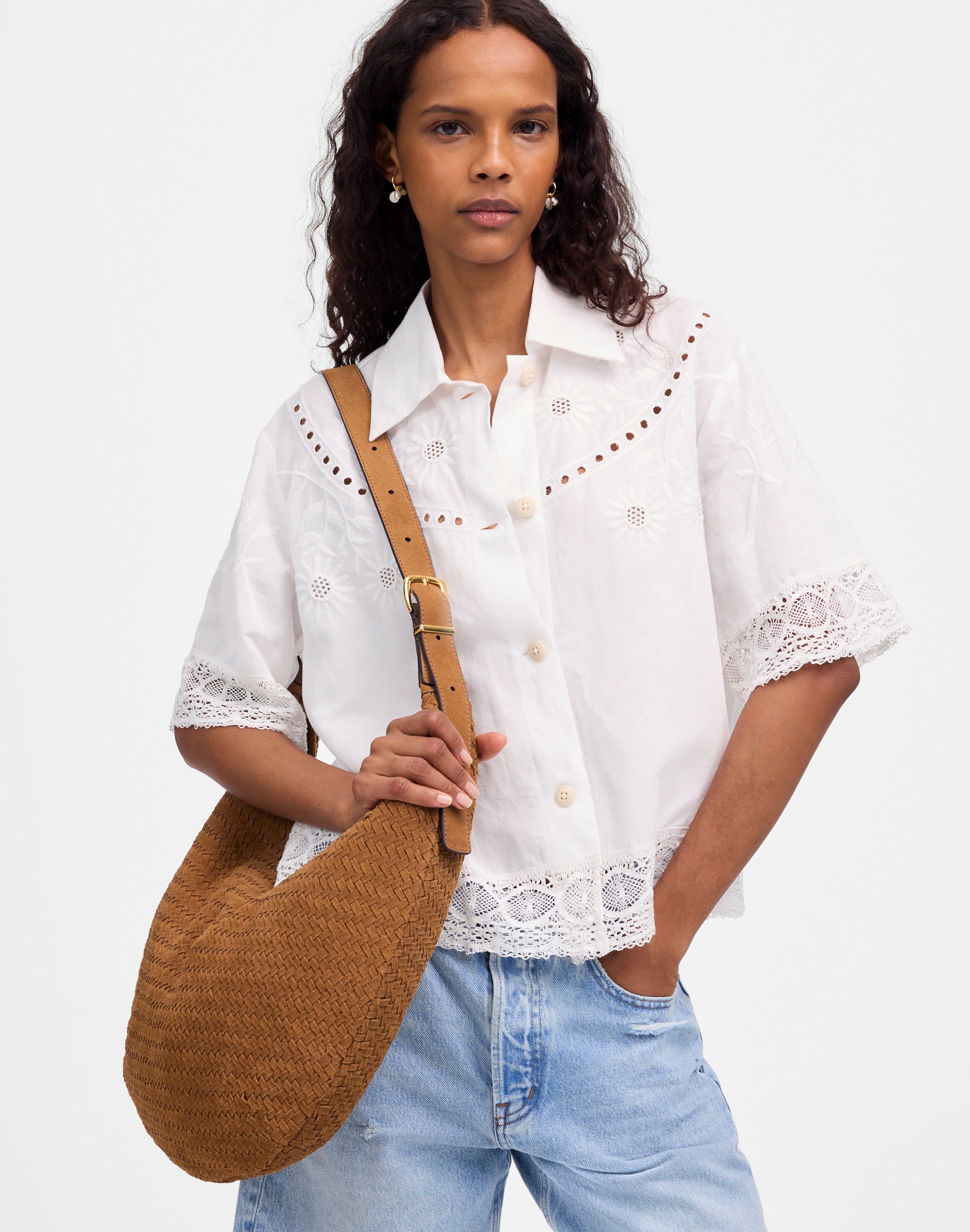 The Essential Curve Shoulder Bag