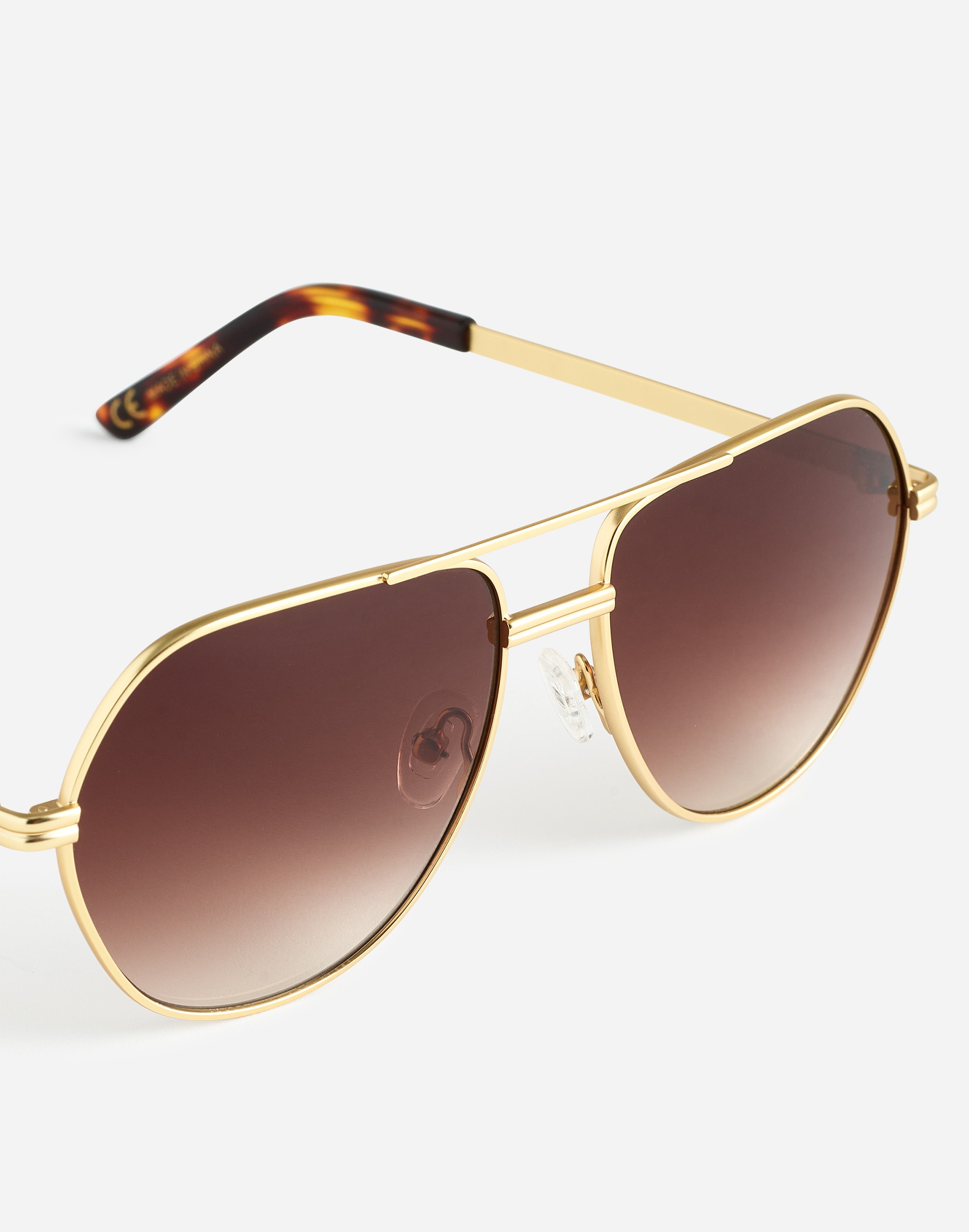 Wire Frame Aviator Sunglasses
