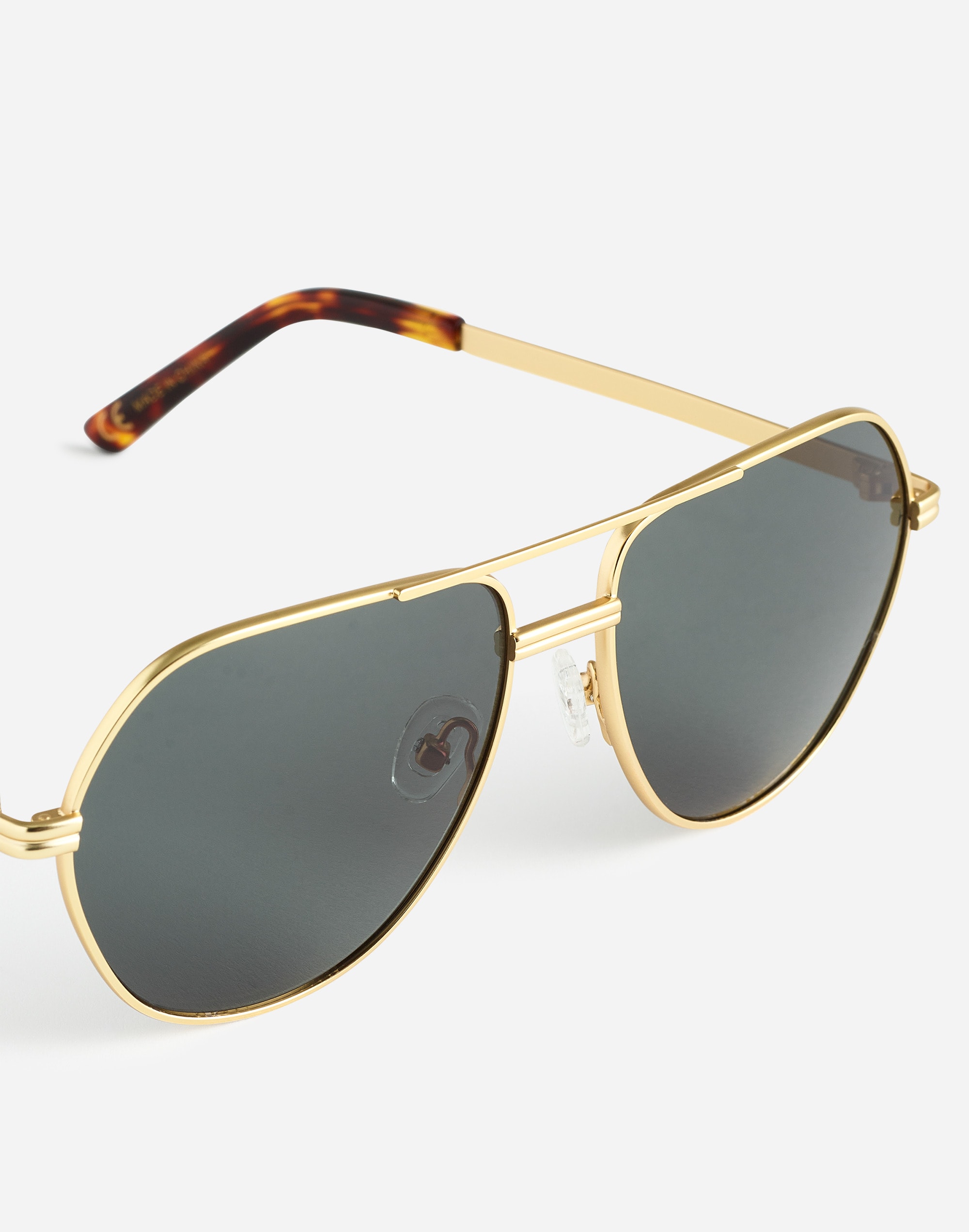 Wire Frame Aviator Sunglasses