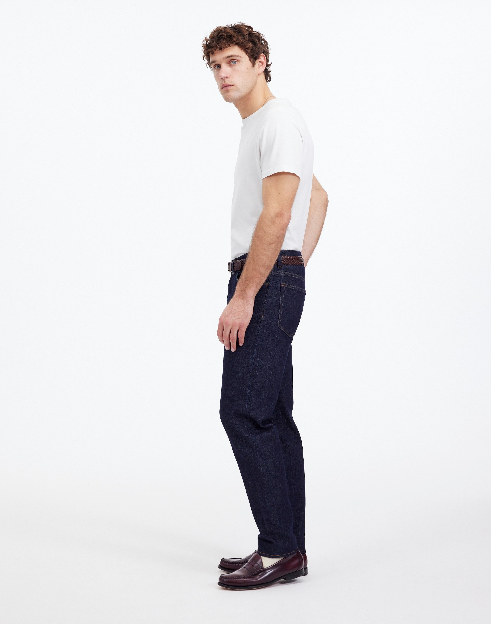 Relaxed Taper Jeans in Rinse Wash Alternate Image 3