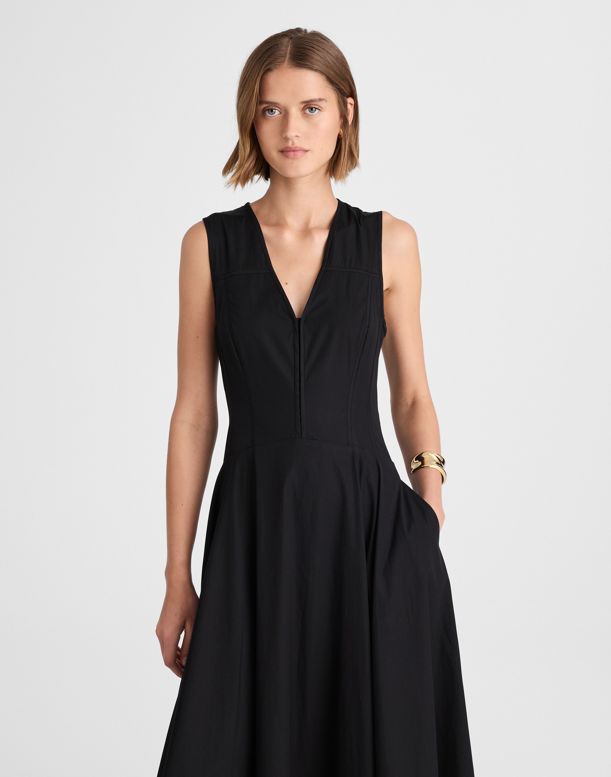 V-Neck Circle Midi Dress