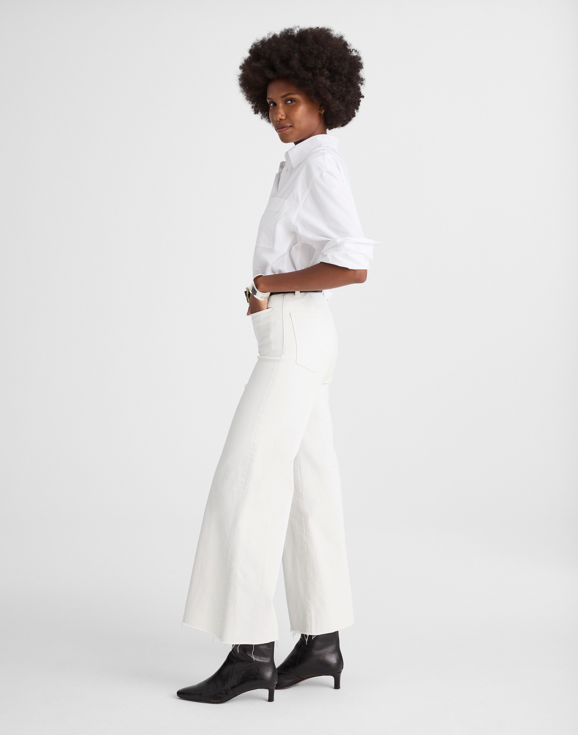 Flared Wide-Leg Crop Jeans