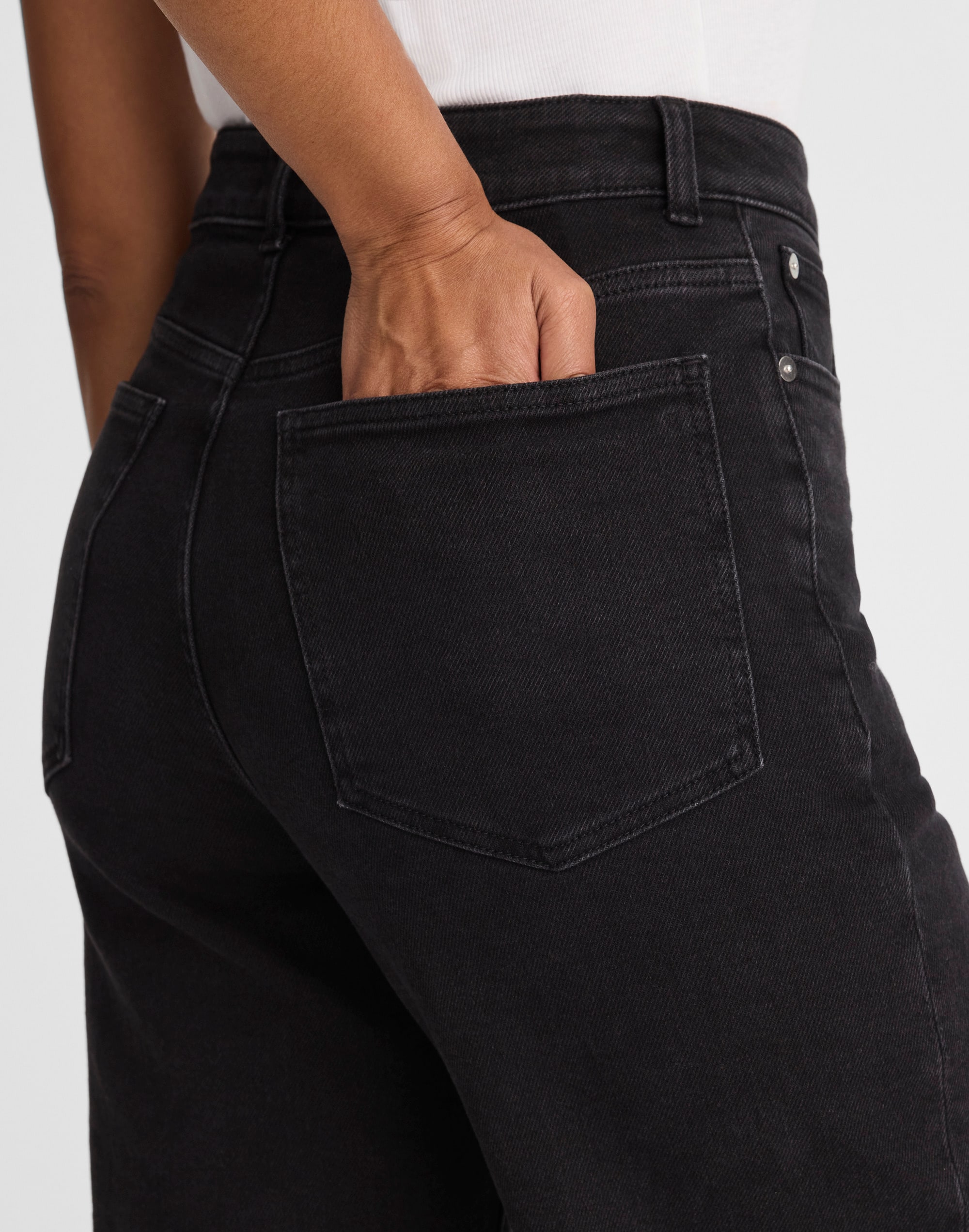 The Curvy Wide-Leg Jean