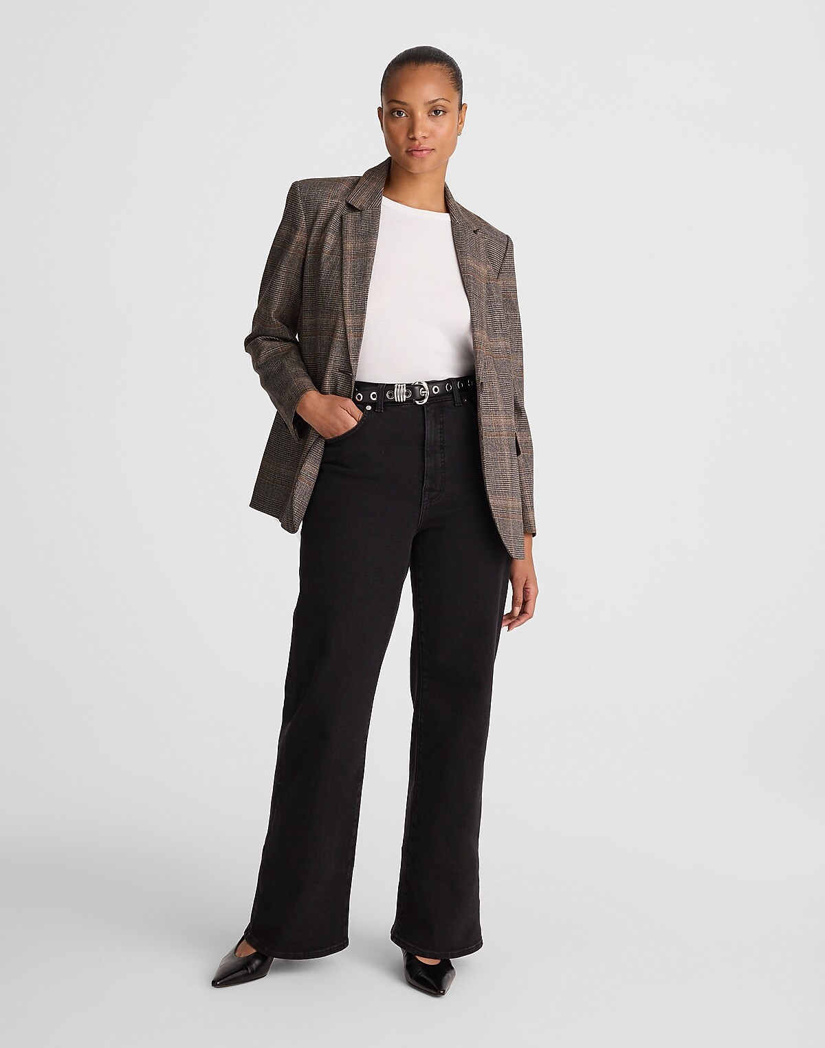 The Curvy Wide-Leg Jean in Super Stretch Denim