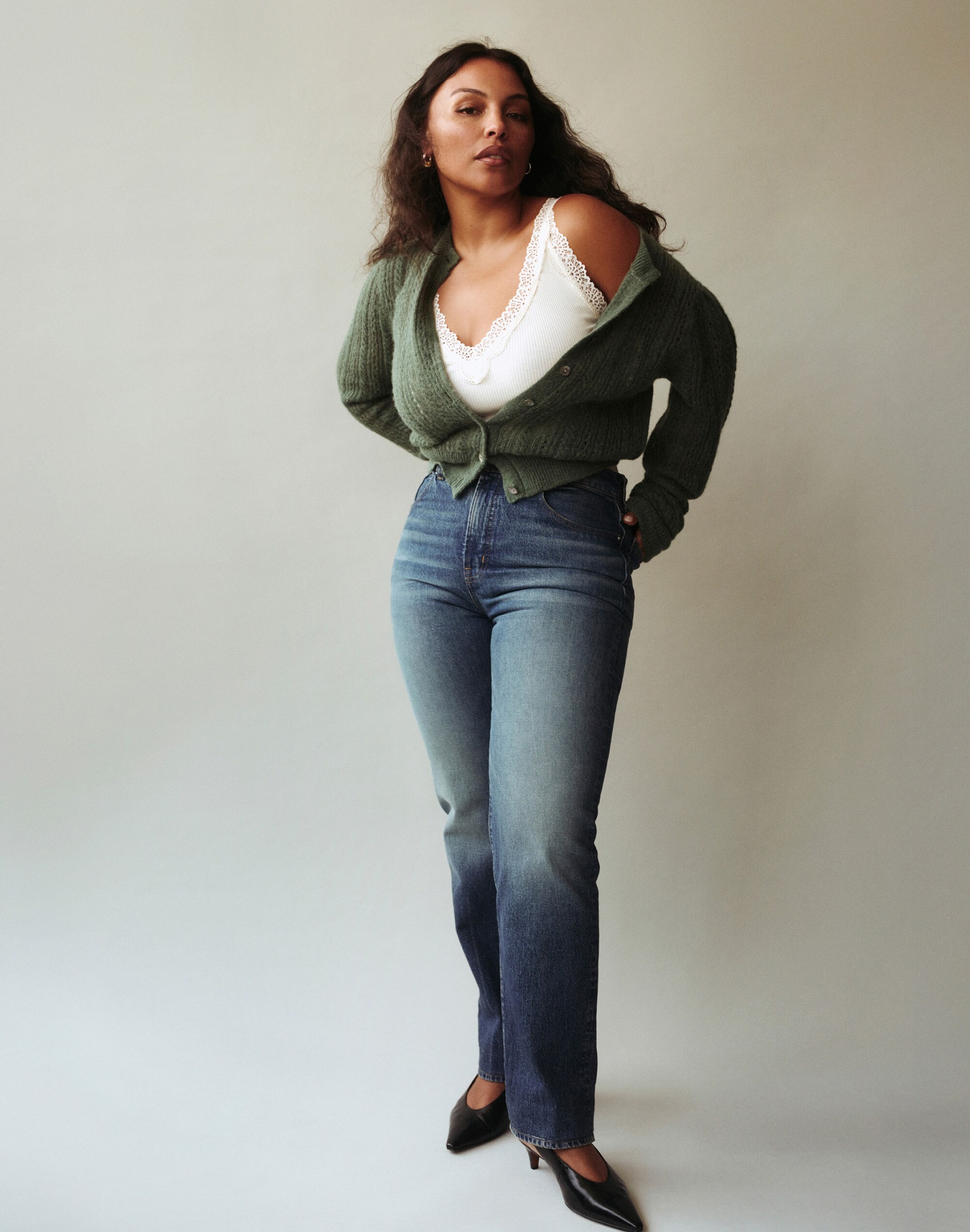 The Petite Curvy Longline Straight Jean in Greendale Wash Madewell