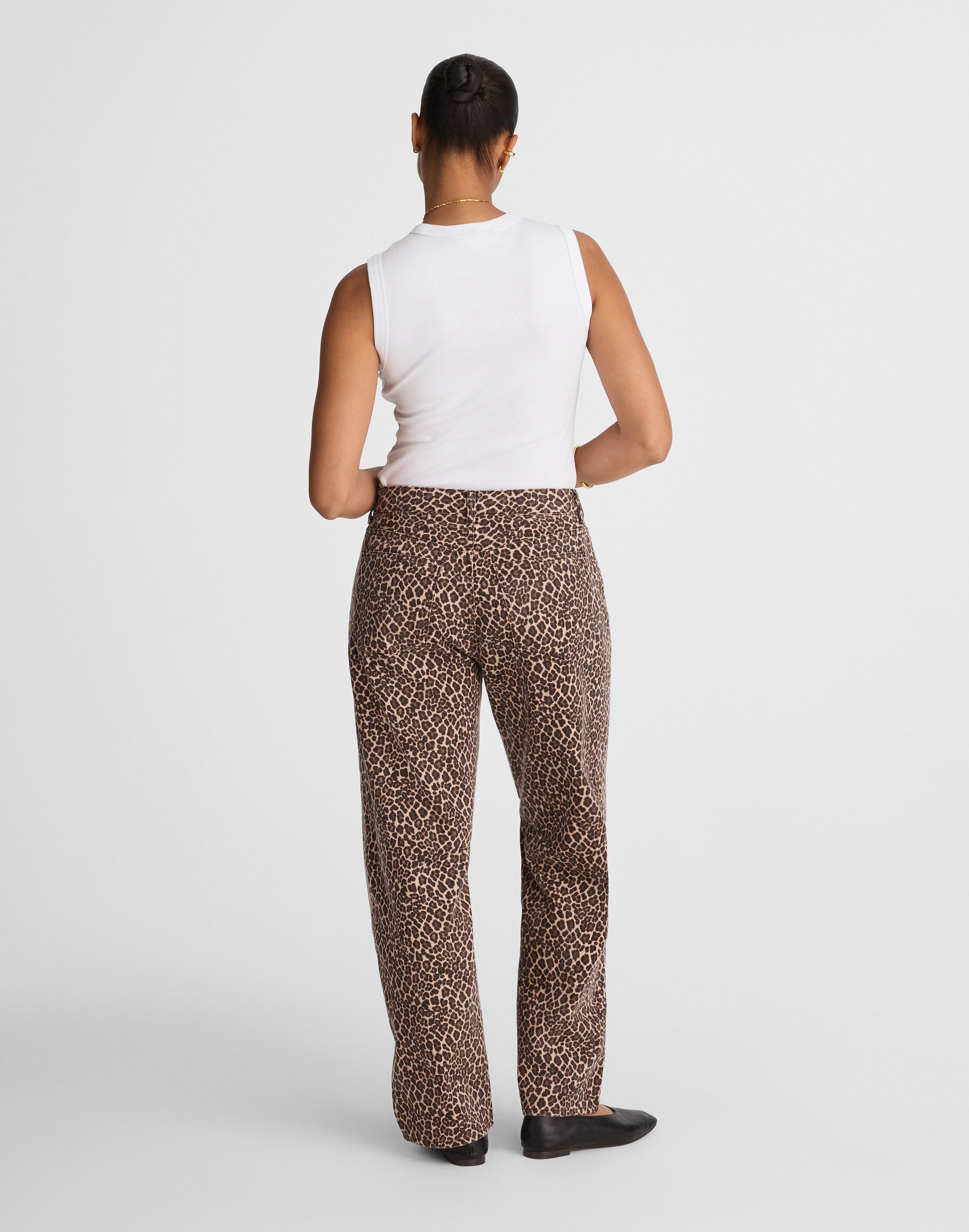 The Curvy Darted Barrel-Leg Jean in Leopard Print Alternate Image 4