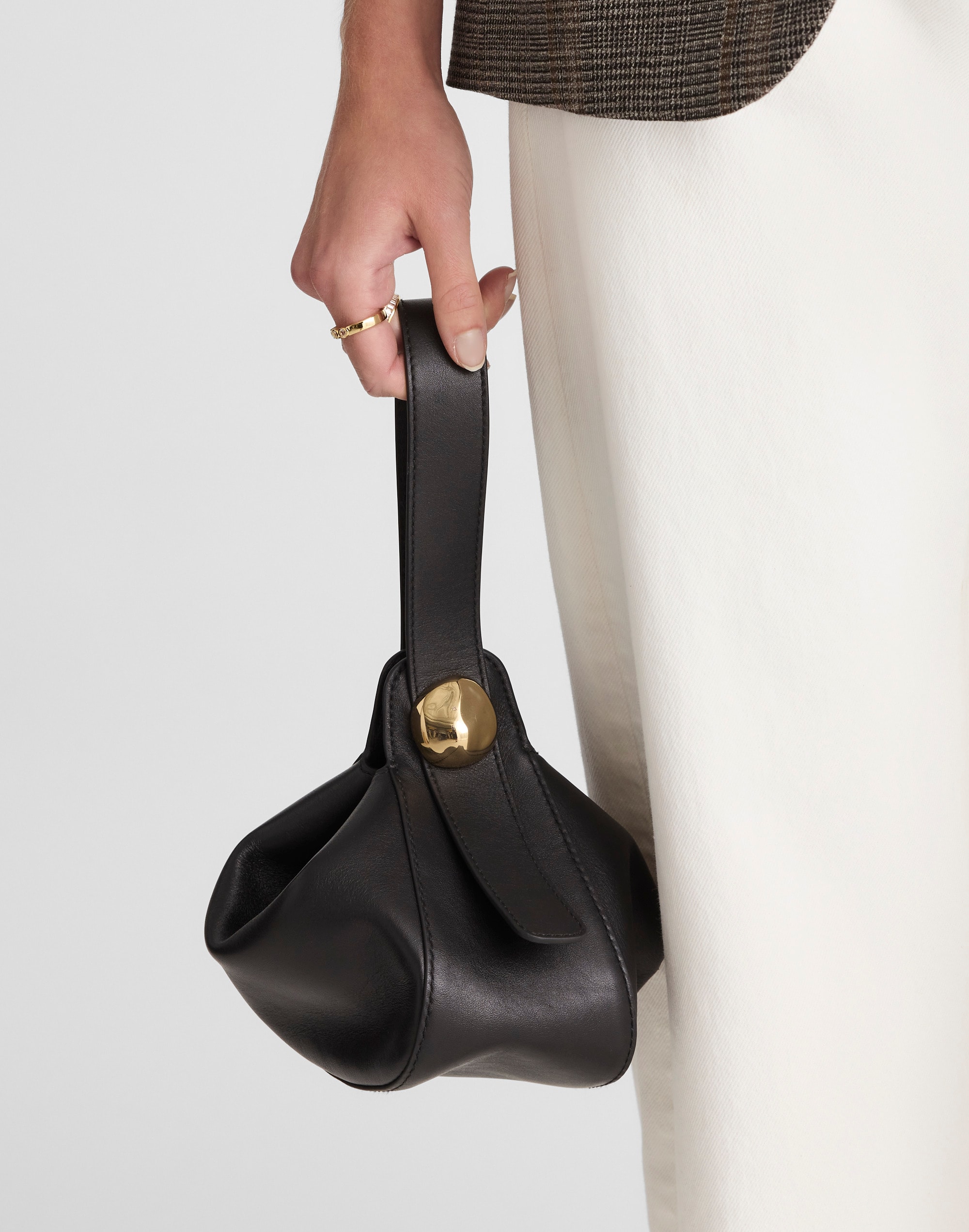 The Sculpted Metal Wristlet Bag Alternate Image 4