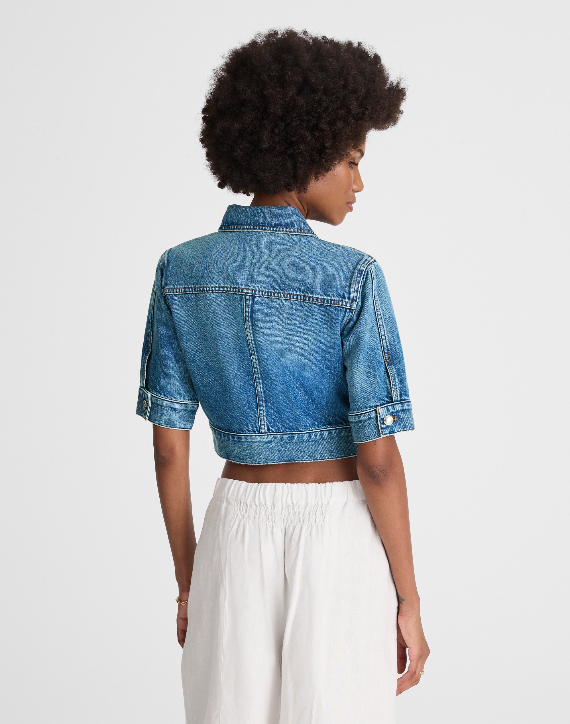Shrunken Denim Trucker Jacket in Hazeldell Wash Alternate Image 4