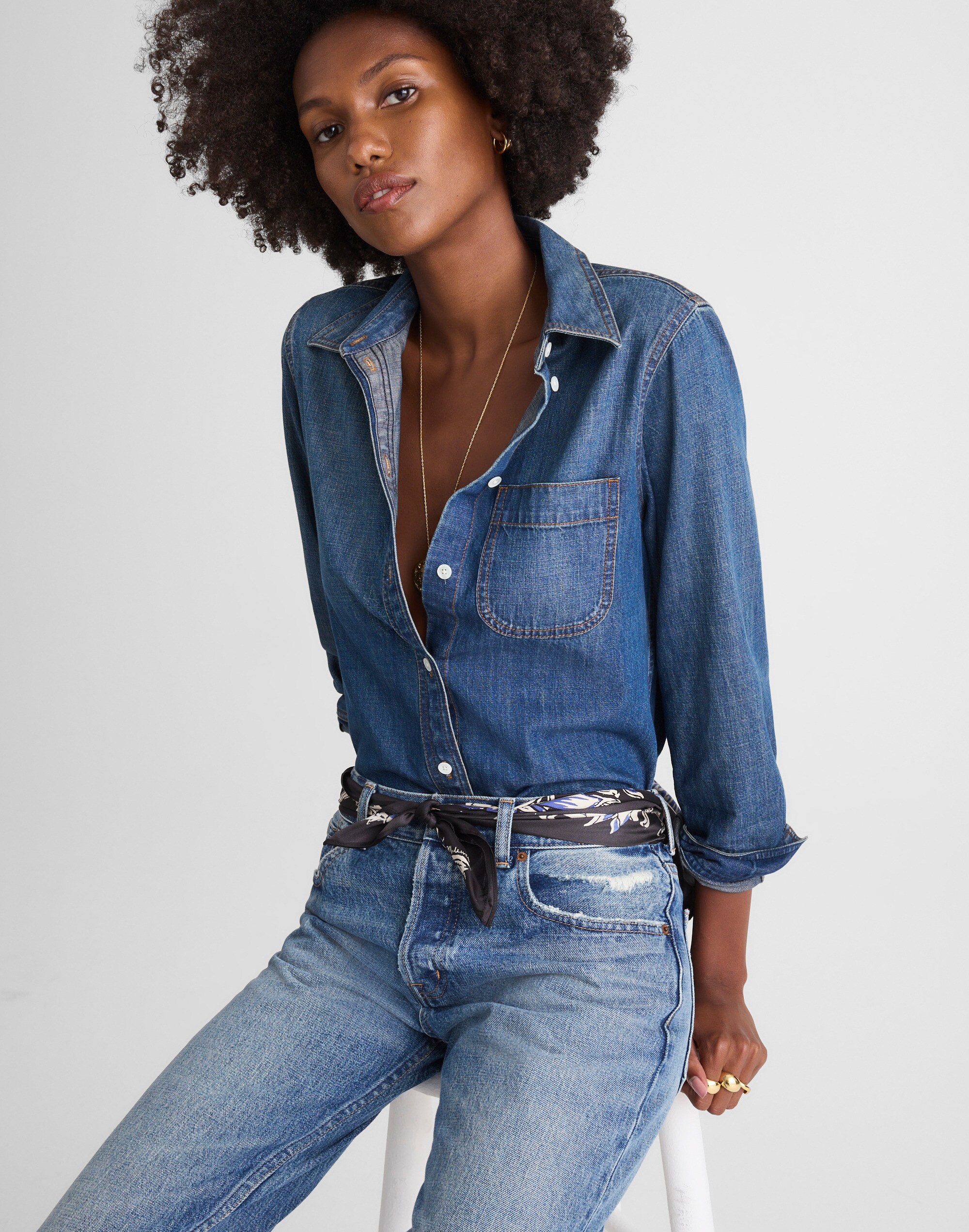 Tuckable Denim Shirt in Greendale Wash Alternate Image 5