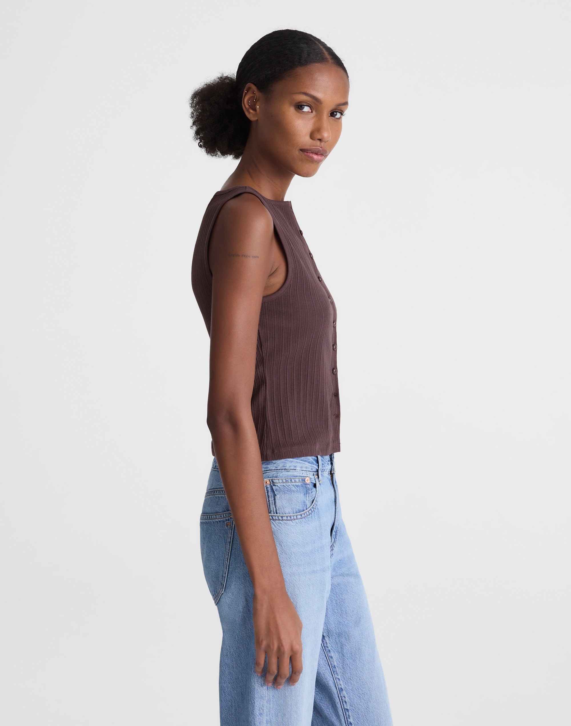 Ribbed Crewneck Shell Top