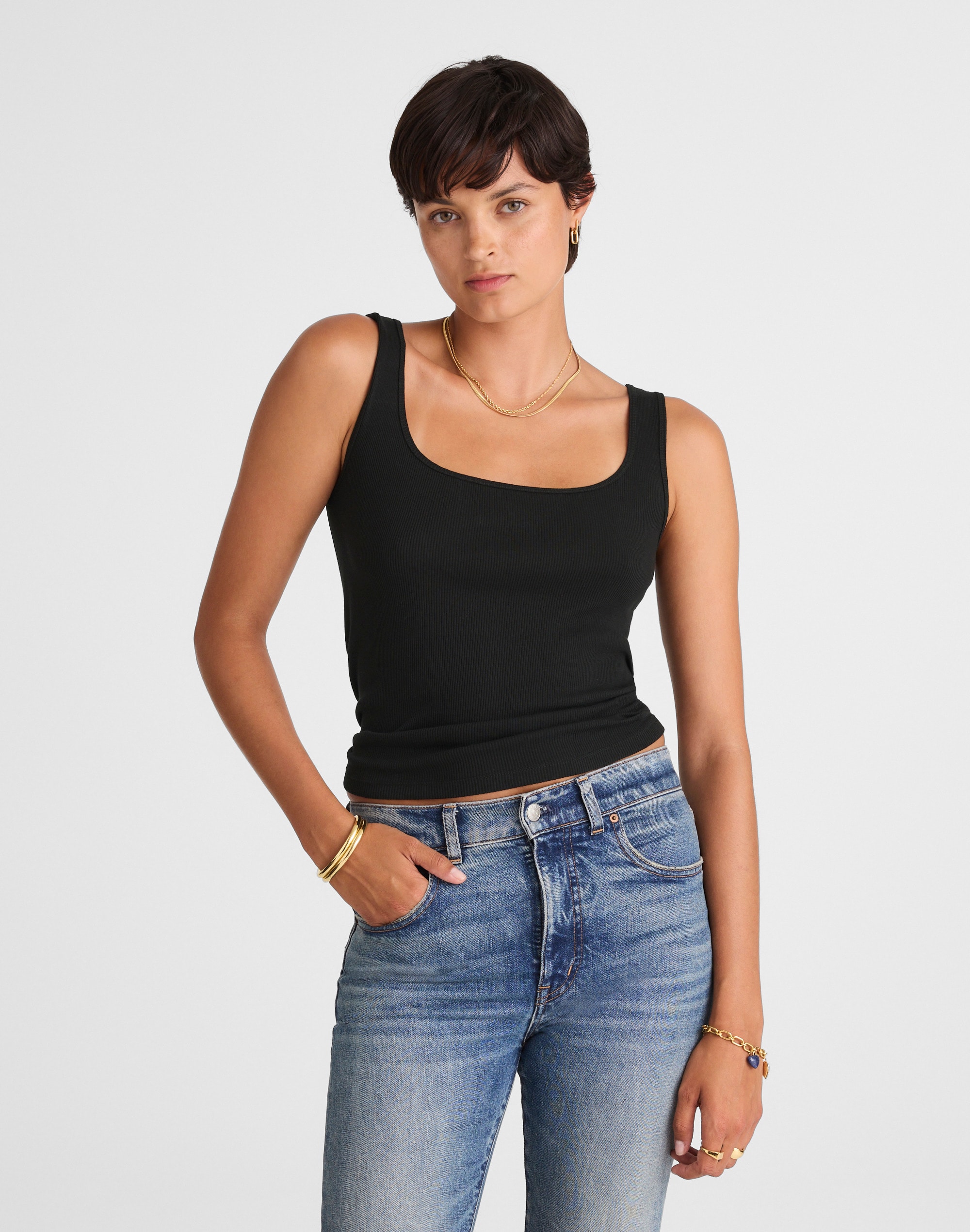 scoopneck tank