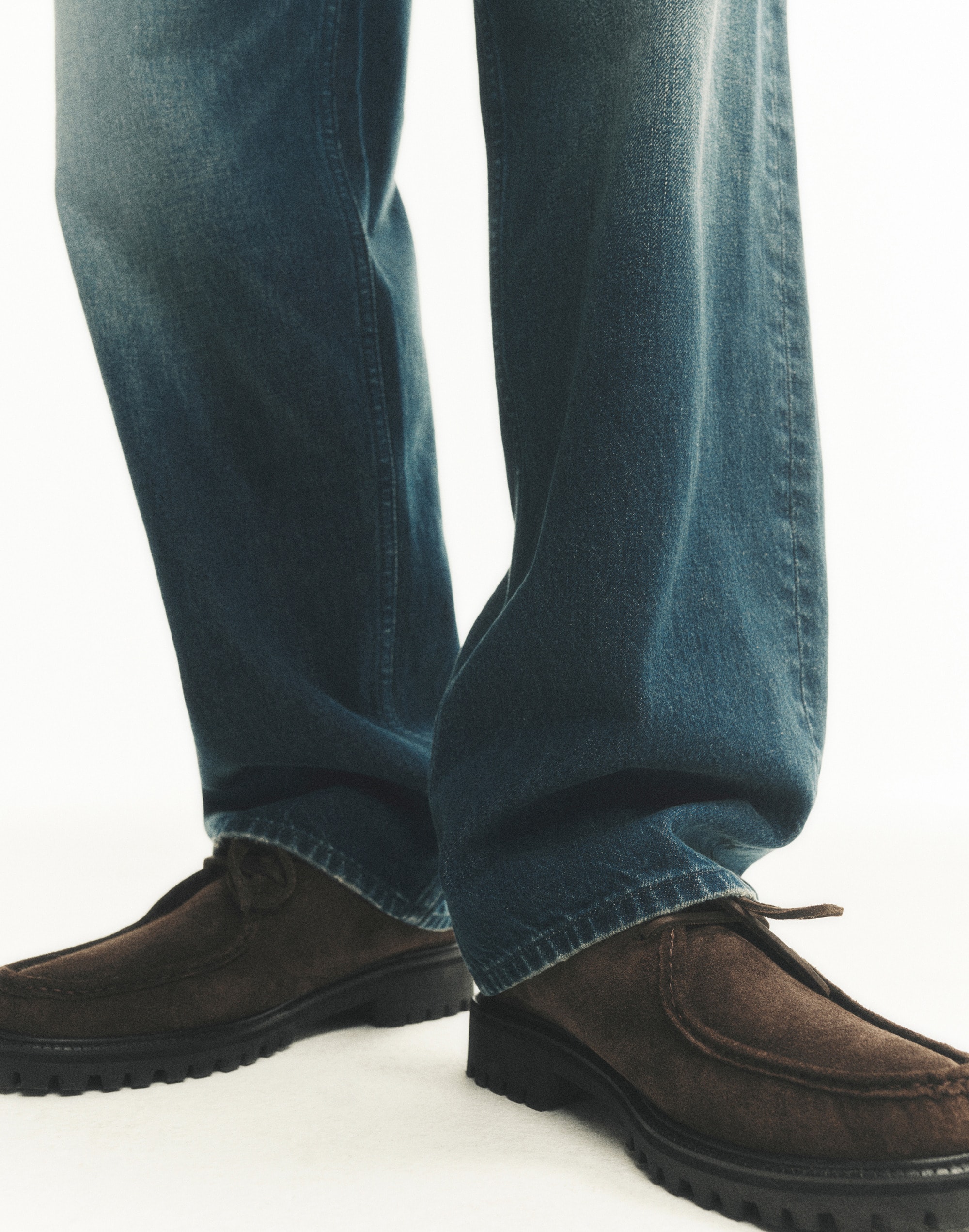 G.H.BASS Wallace Suede Moc