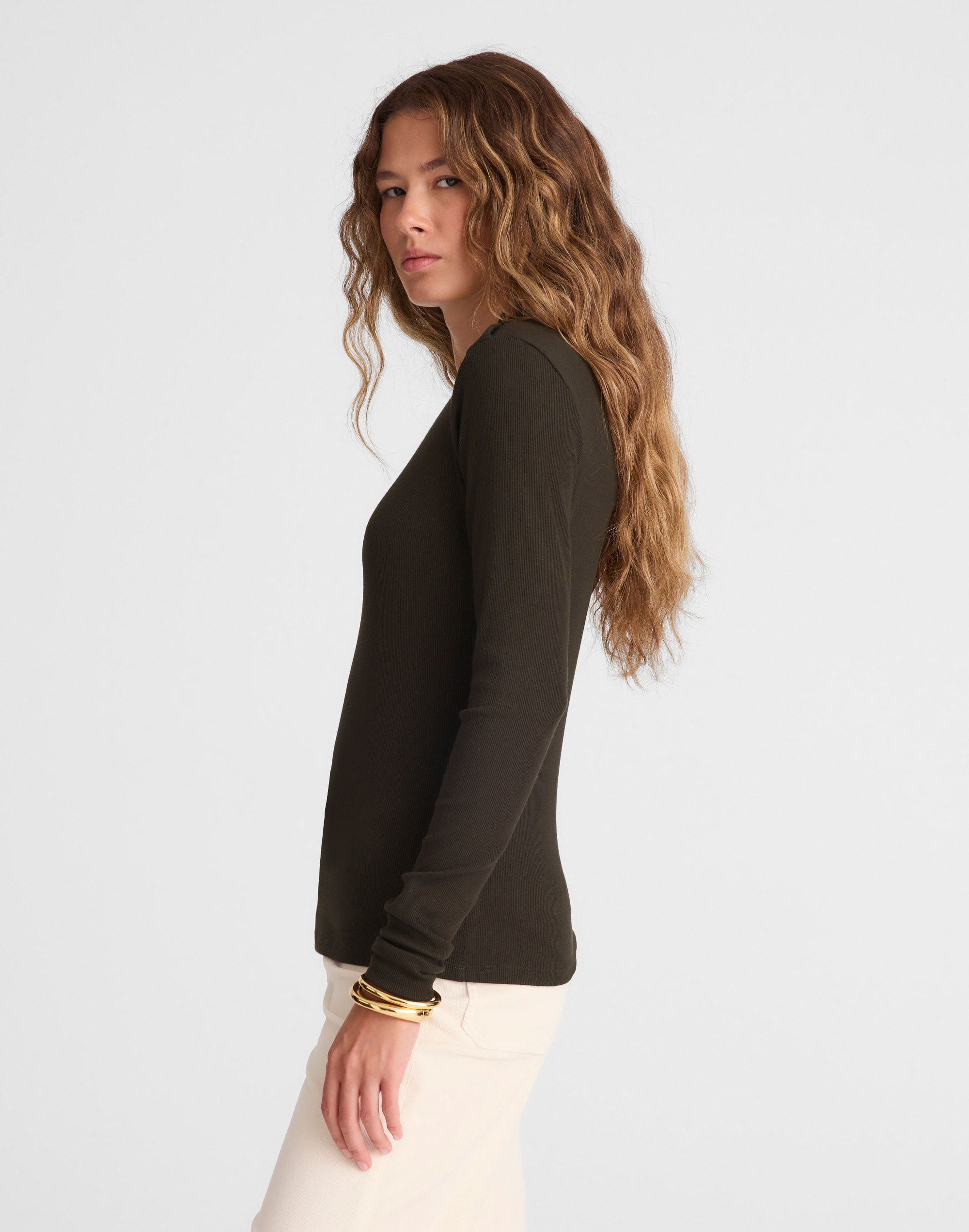Ribbed Button Crewneck Tee