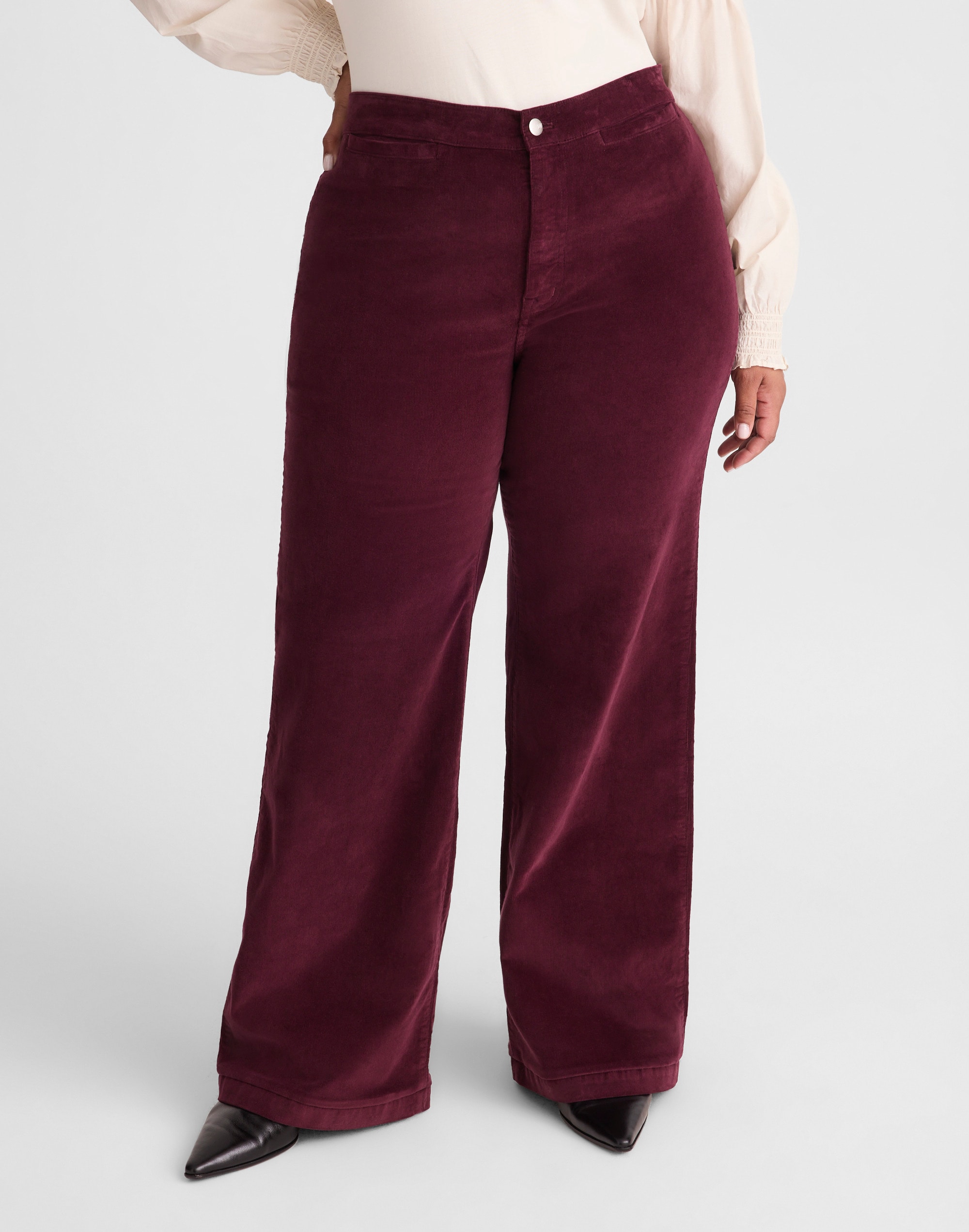 The Plus Wide-Leg Pant in Corduroy