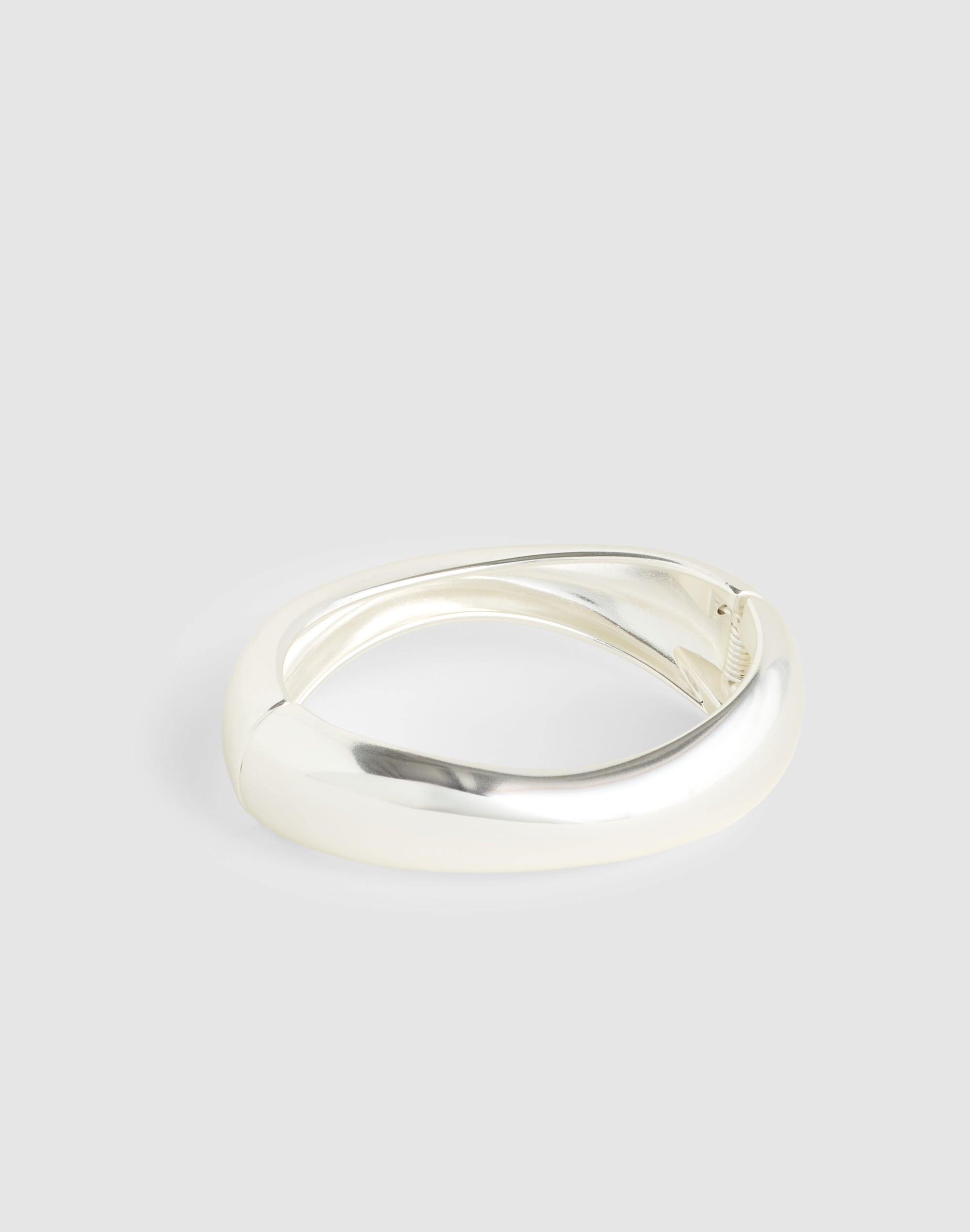 Sculpted Chunky Bangle