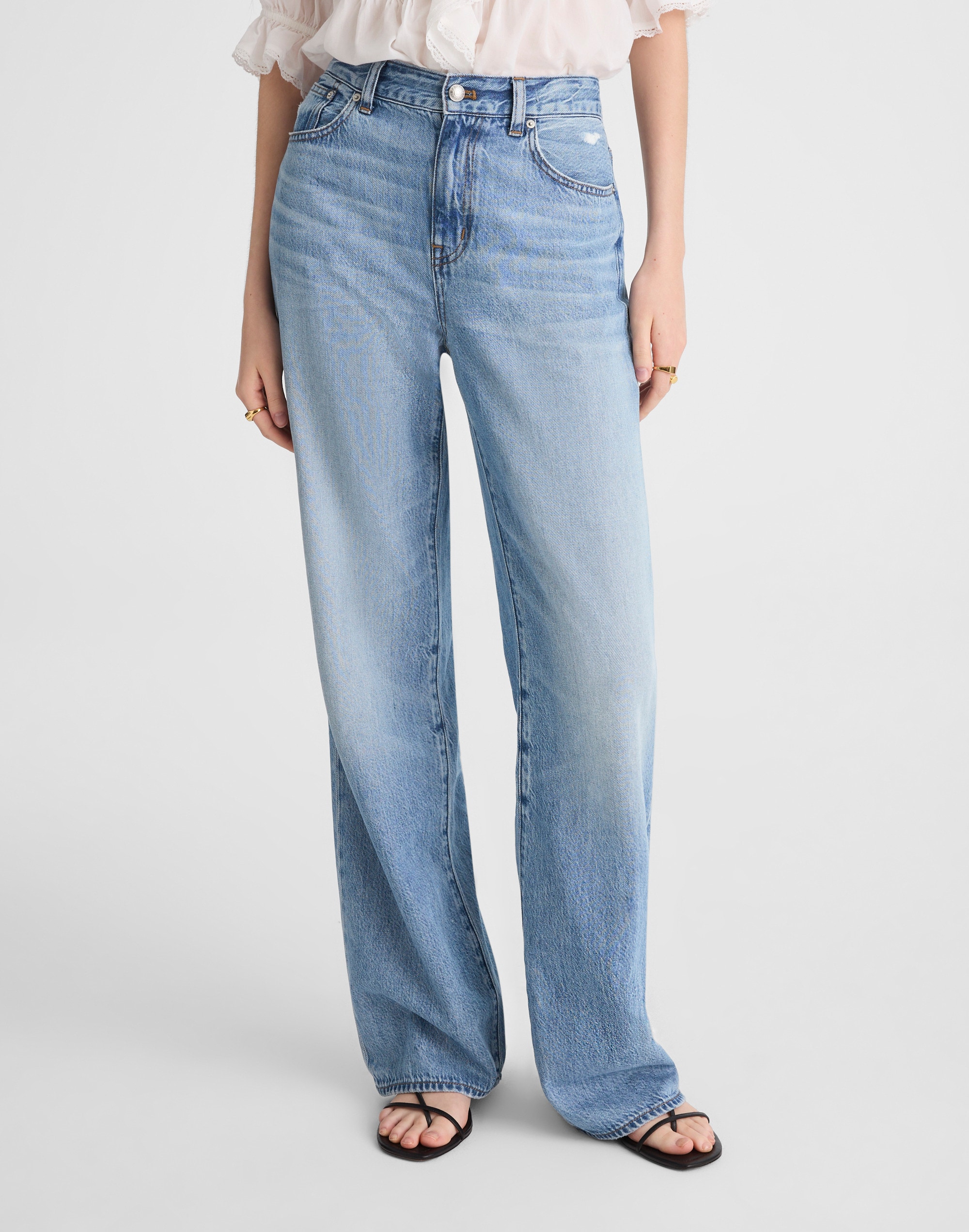 The Perfect Vintage Wide-Leg Jean in Airy Denim