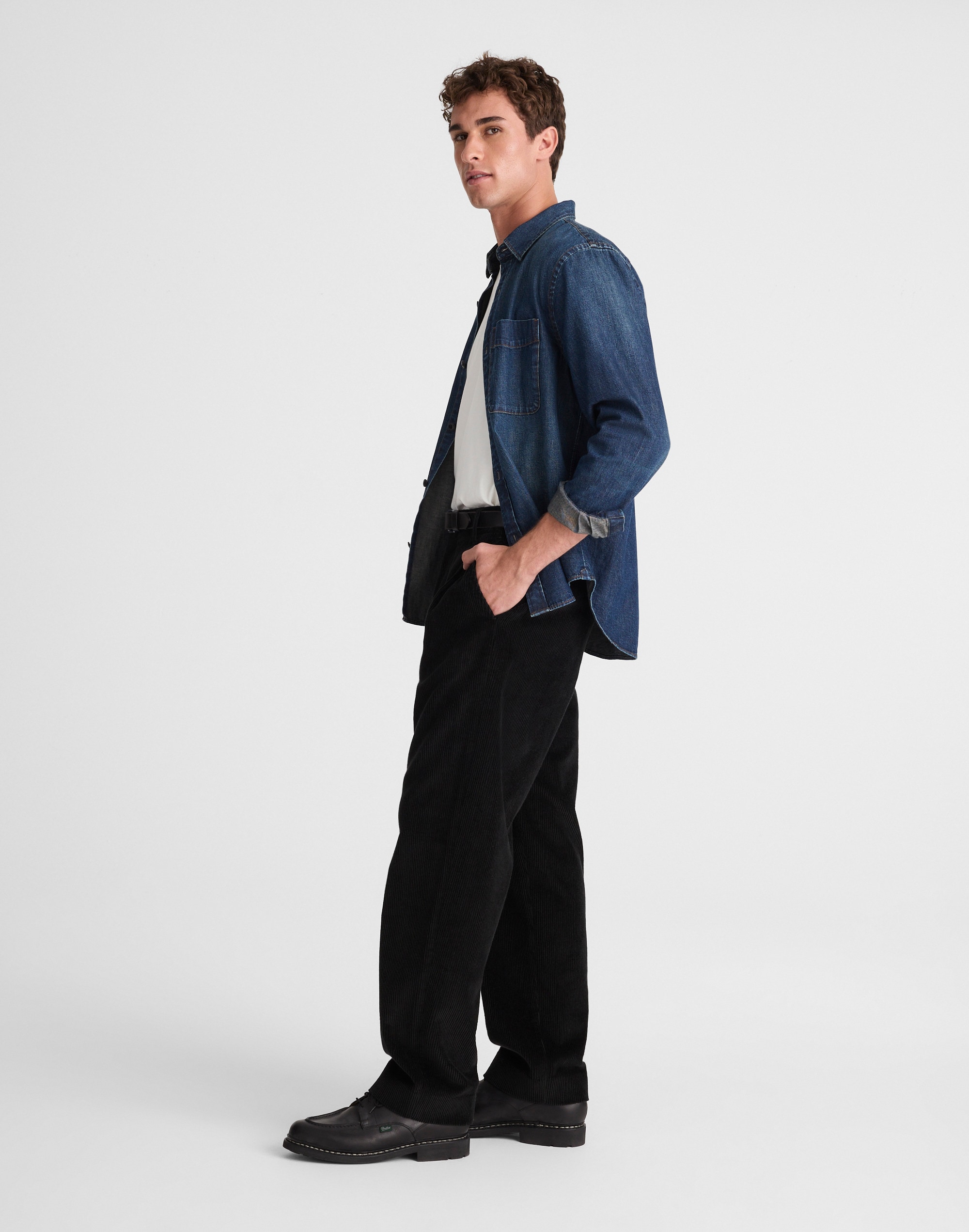 Pleated Trousers in Corduroy