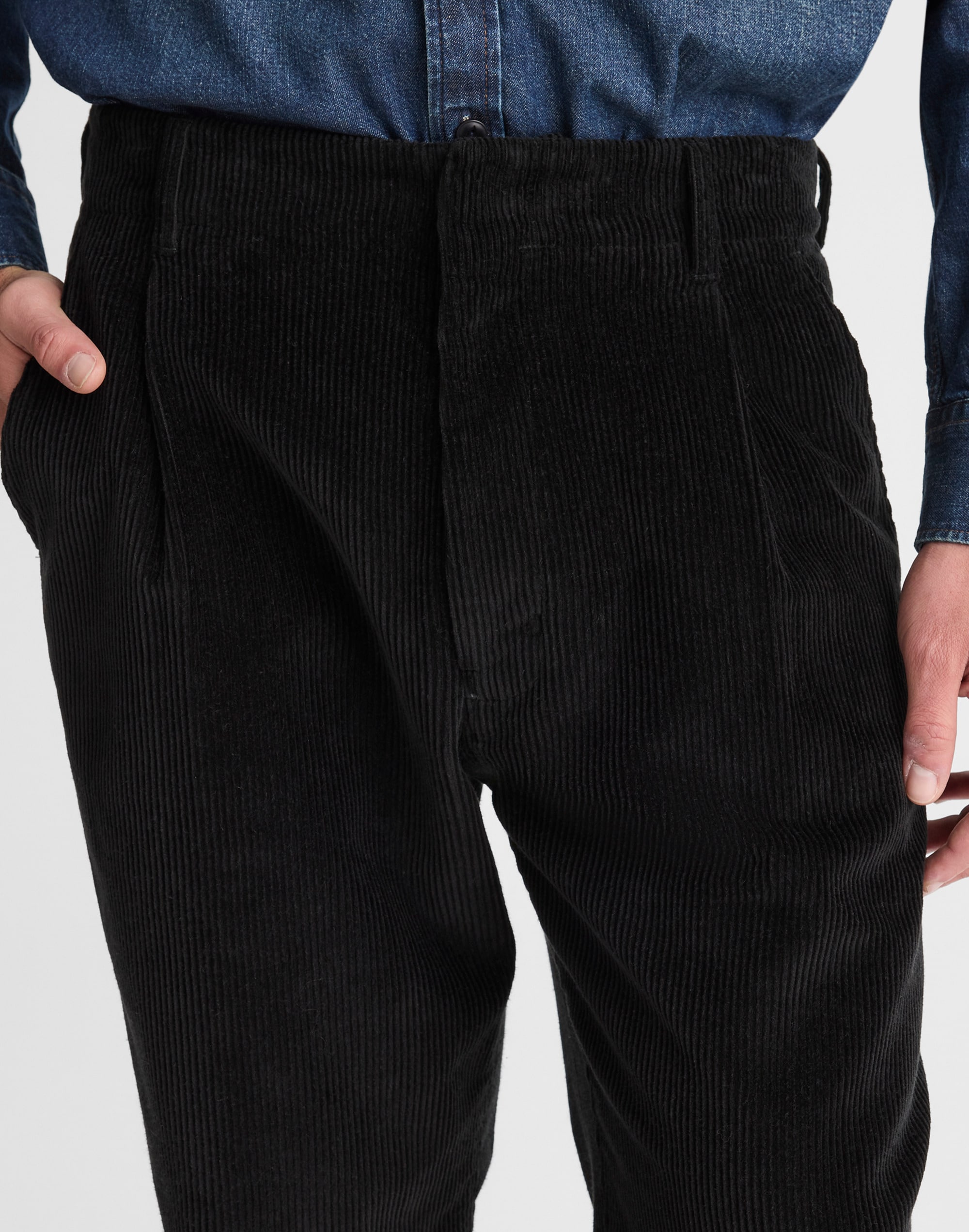 Pleated Trousers in Corduroy