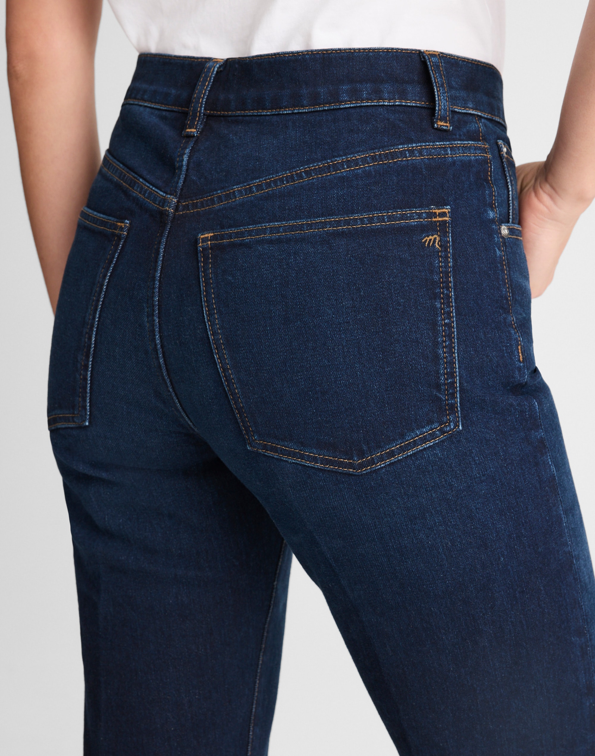 Relaxed Bootcut Jeans