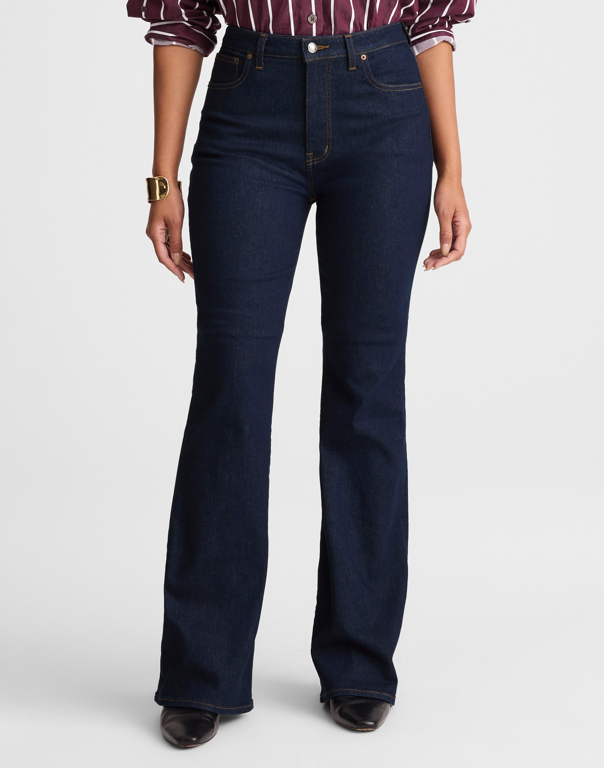 The Curvy Stretch Flare Jean in Rinse Wash Alternate Image 1
