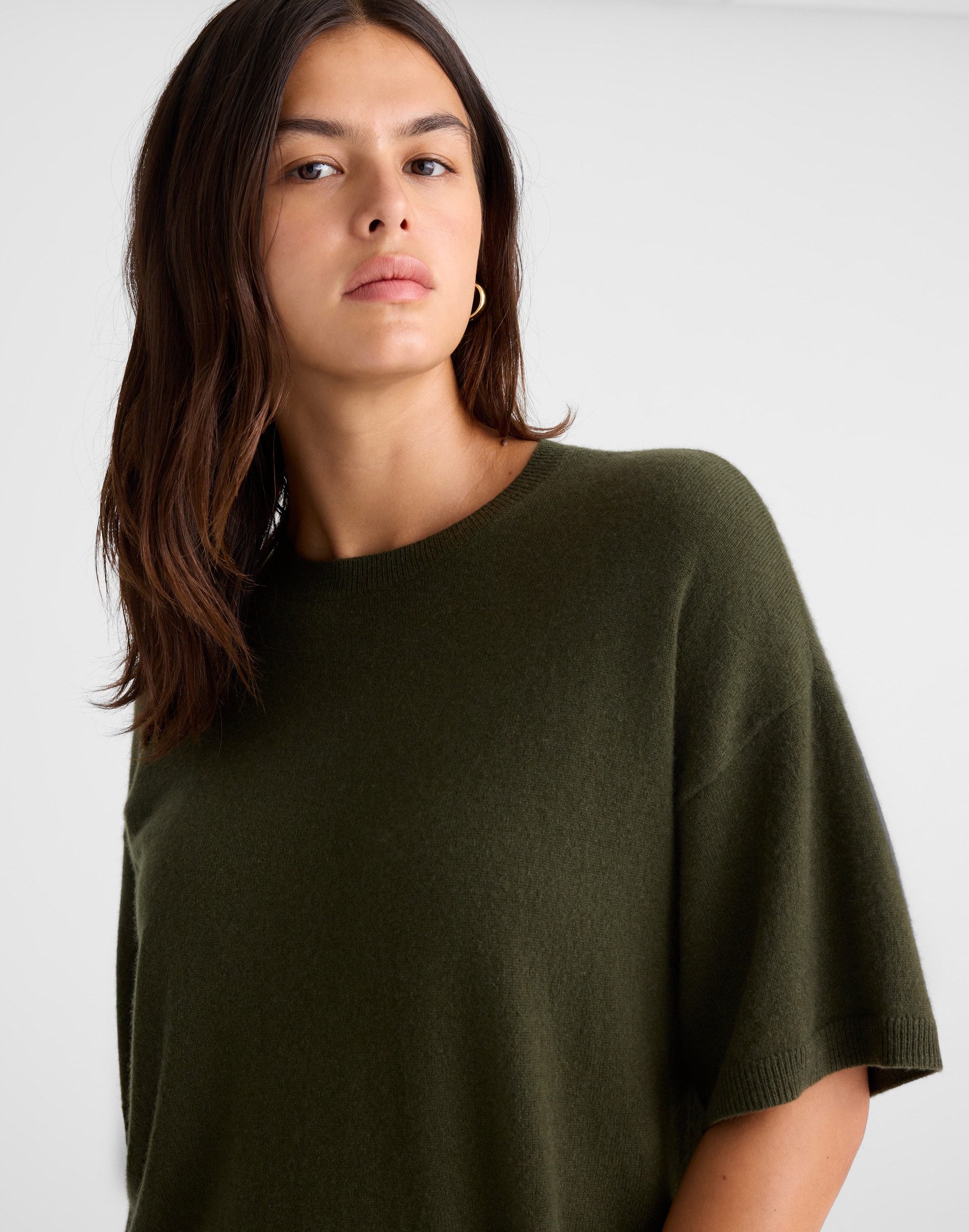 Short-Sleeve Sweater Tee in 100% Cashmere