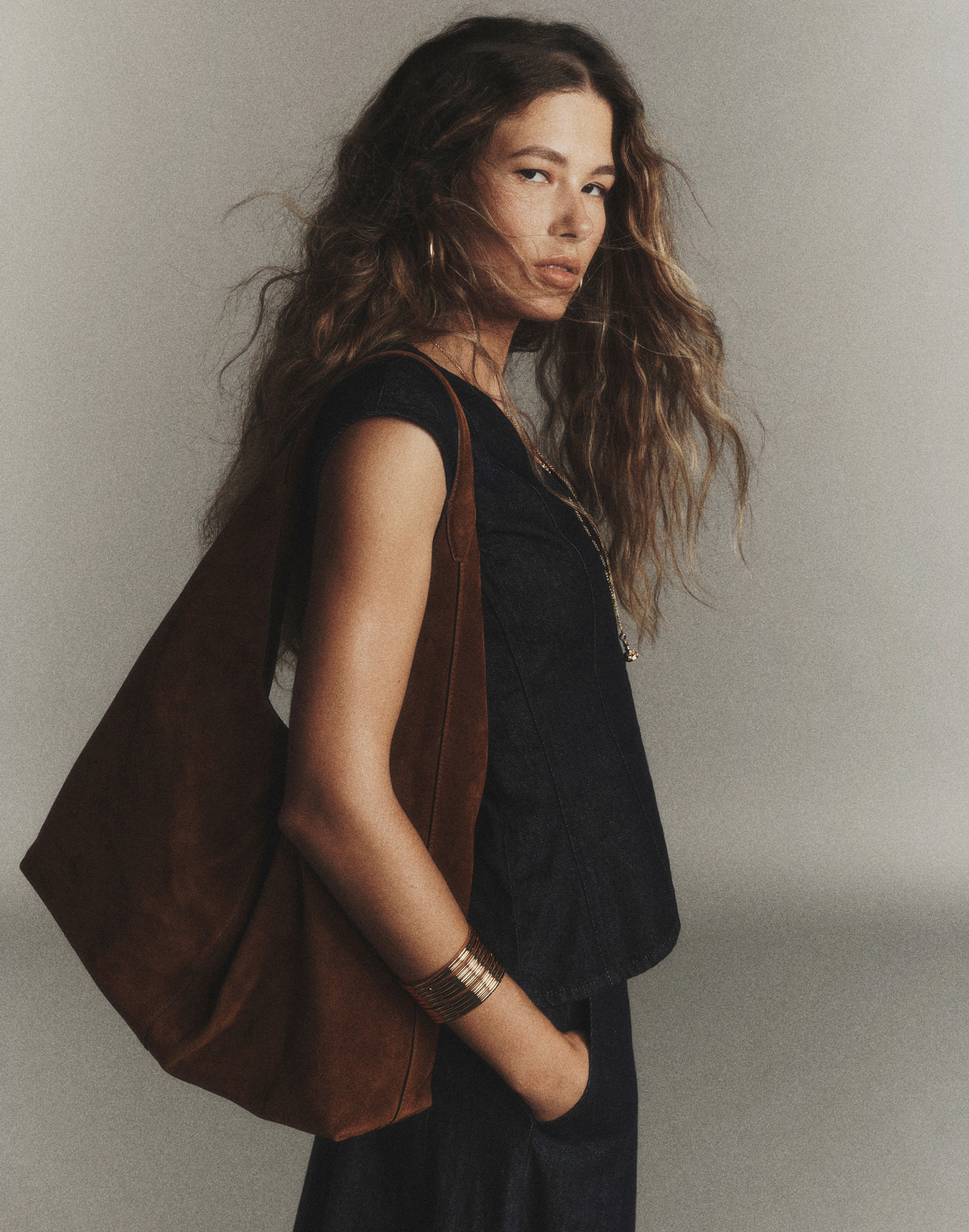 The Mylie Large Shoulder Bag in Italian Suede