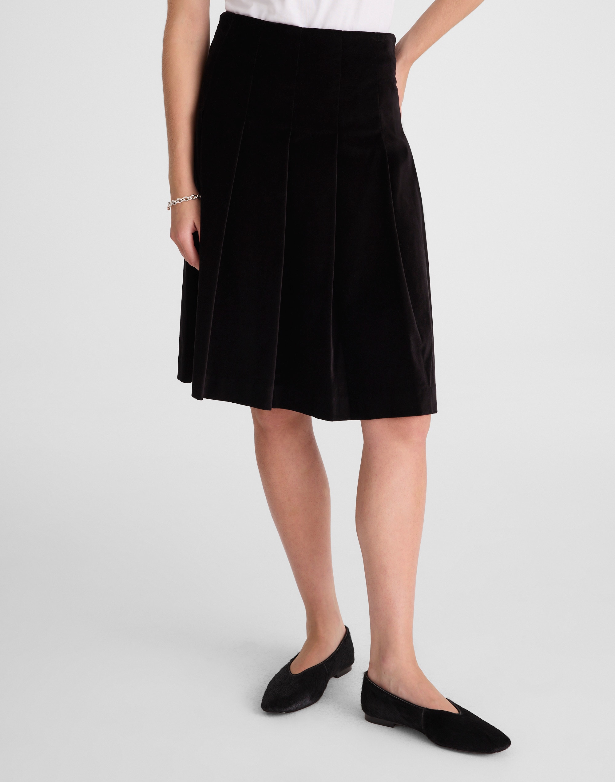 Madewell Pleated Midi Skirt In Black