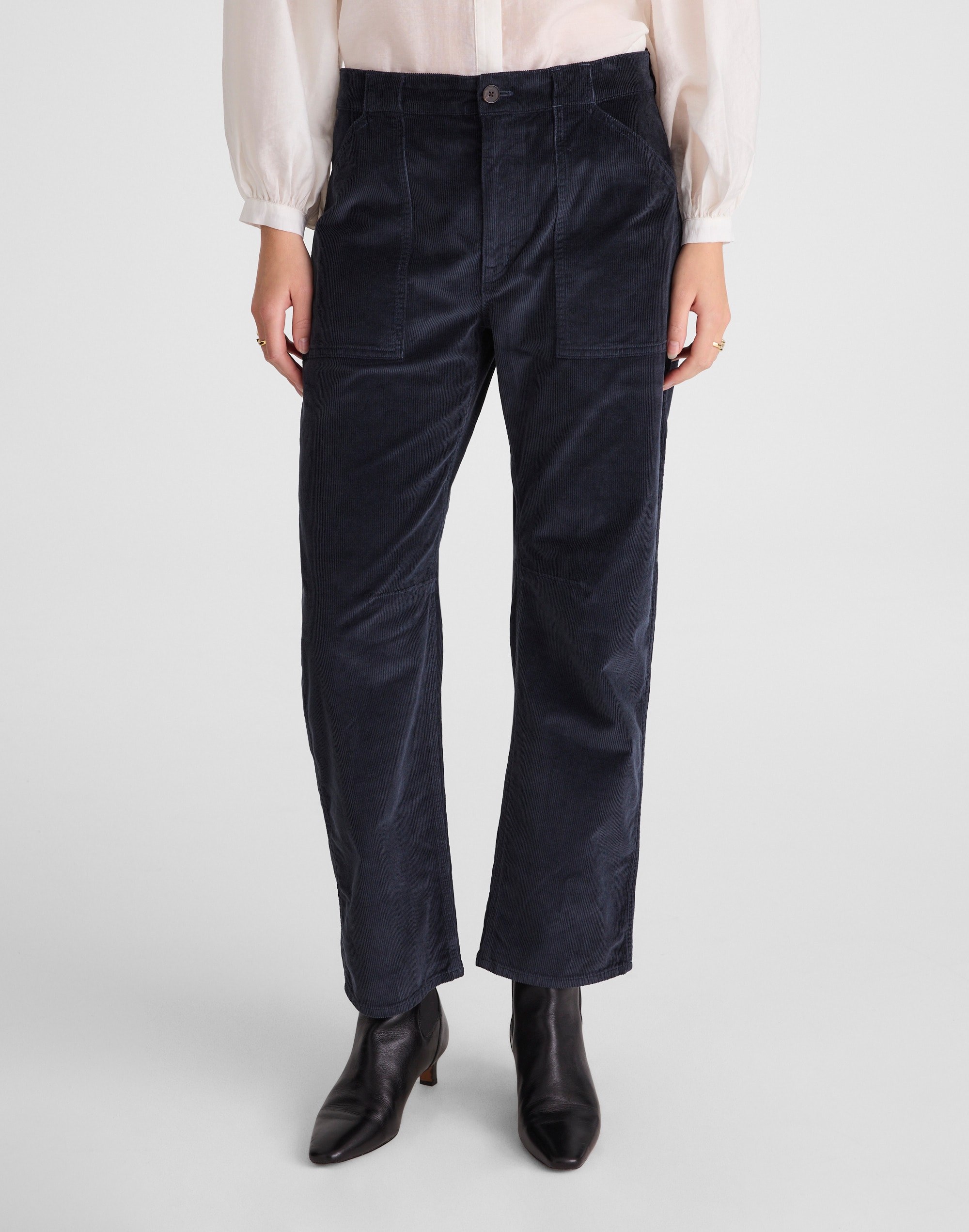 The Darted Barrel-Leg Utility Pant in Corduroy