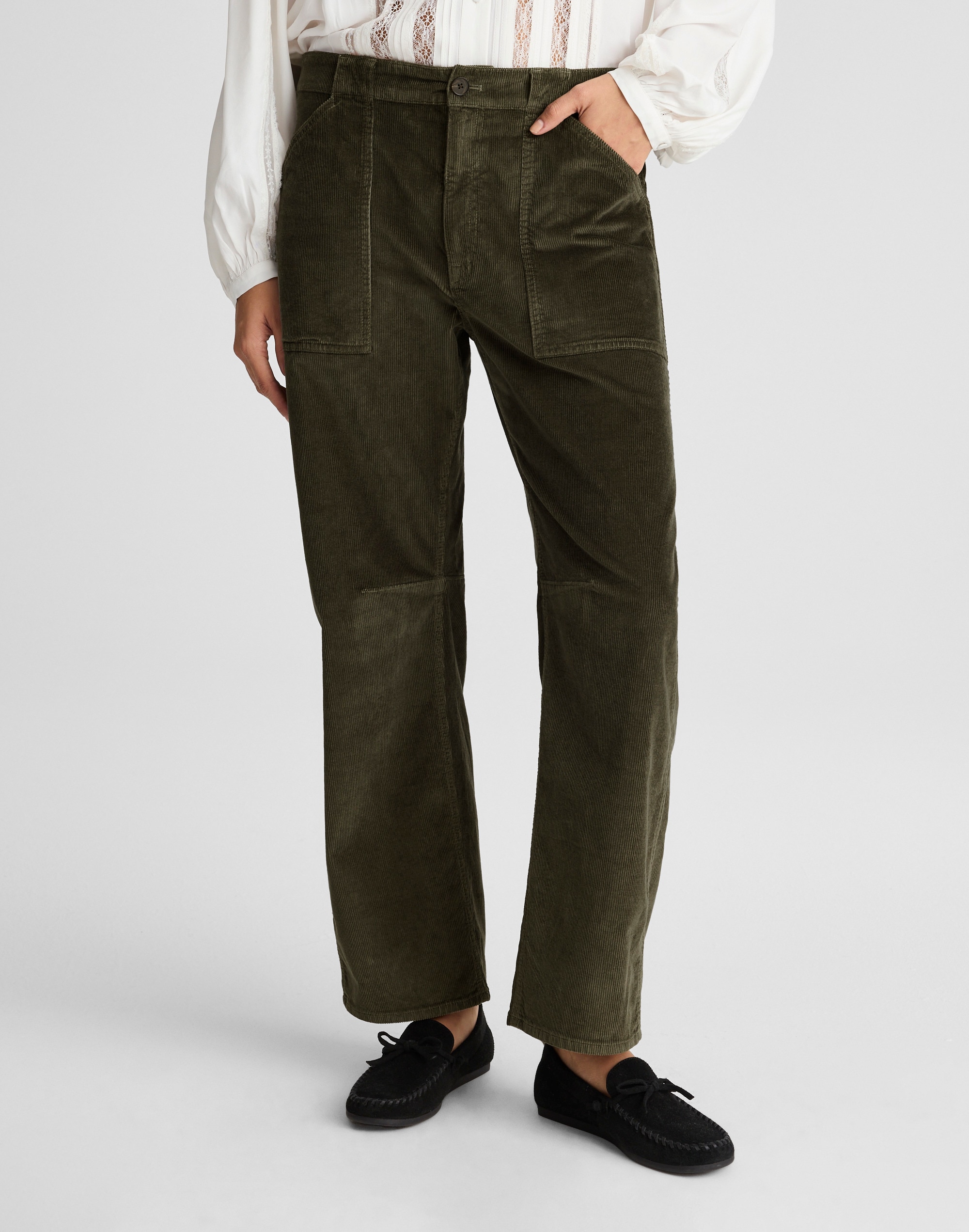 The Darted Barrel-Leg Utility Pant in Corduroy Alternate Image 1